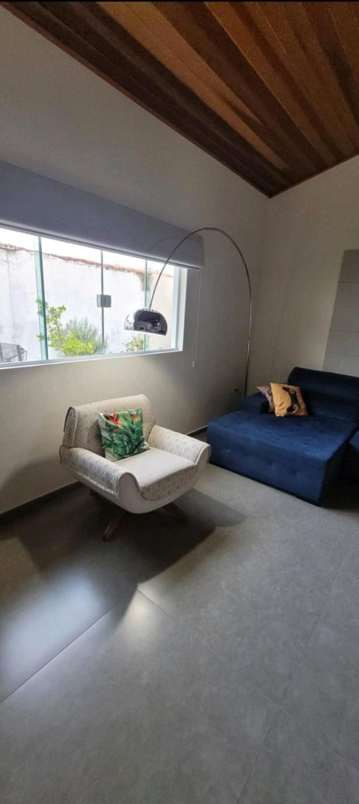 Four-Bedroom House photo 1