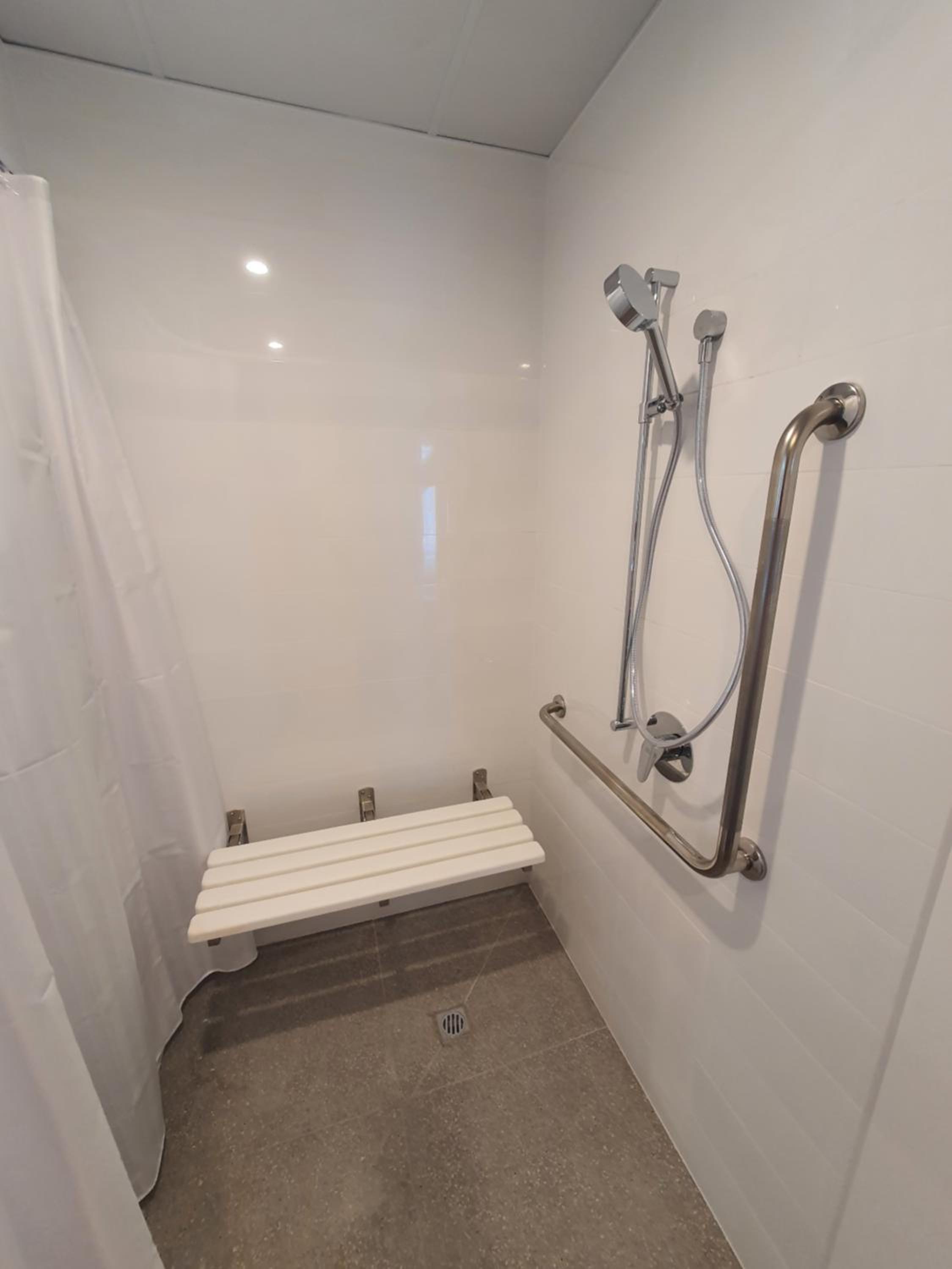 Studio Apartment - Accessible - Photo 7