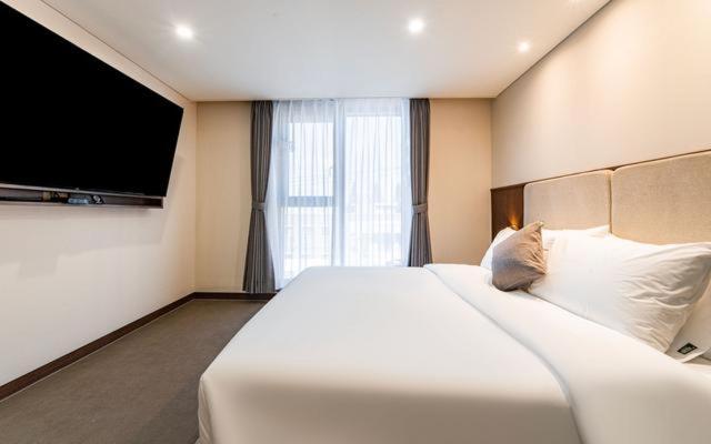 Deluxe Double Room - Photo 4
