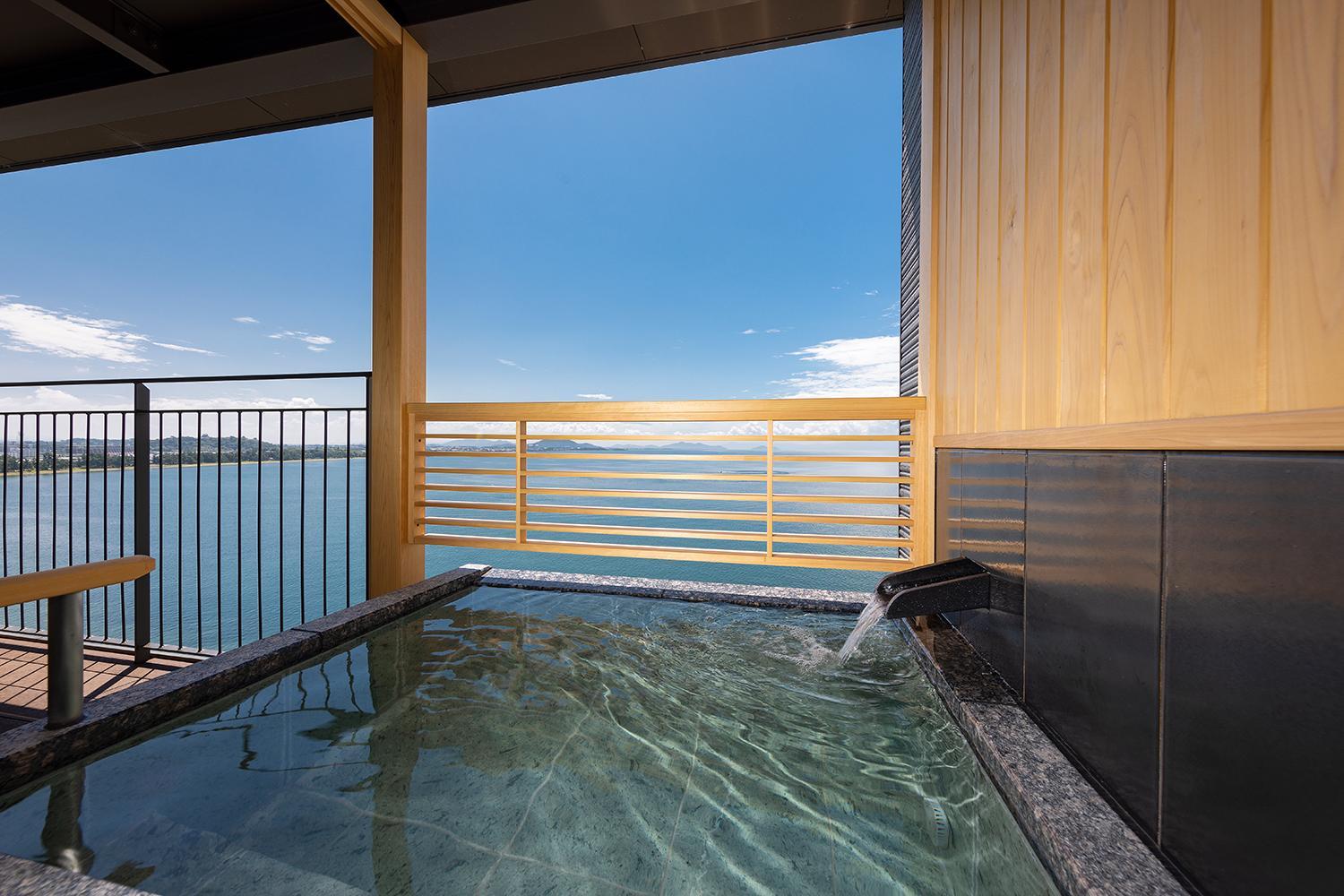 Twin Room with open-air bath - Non-Smoking (2nd-8th Floor) photo 3