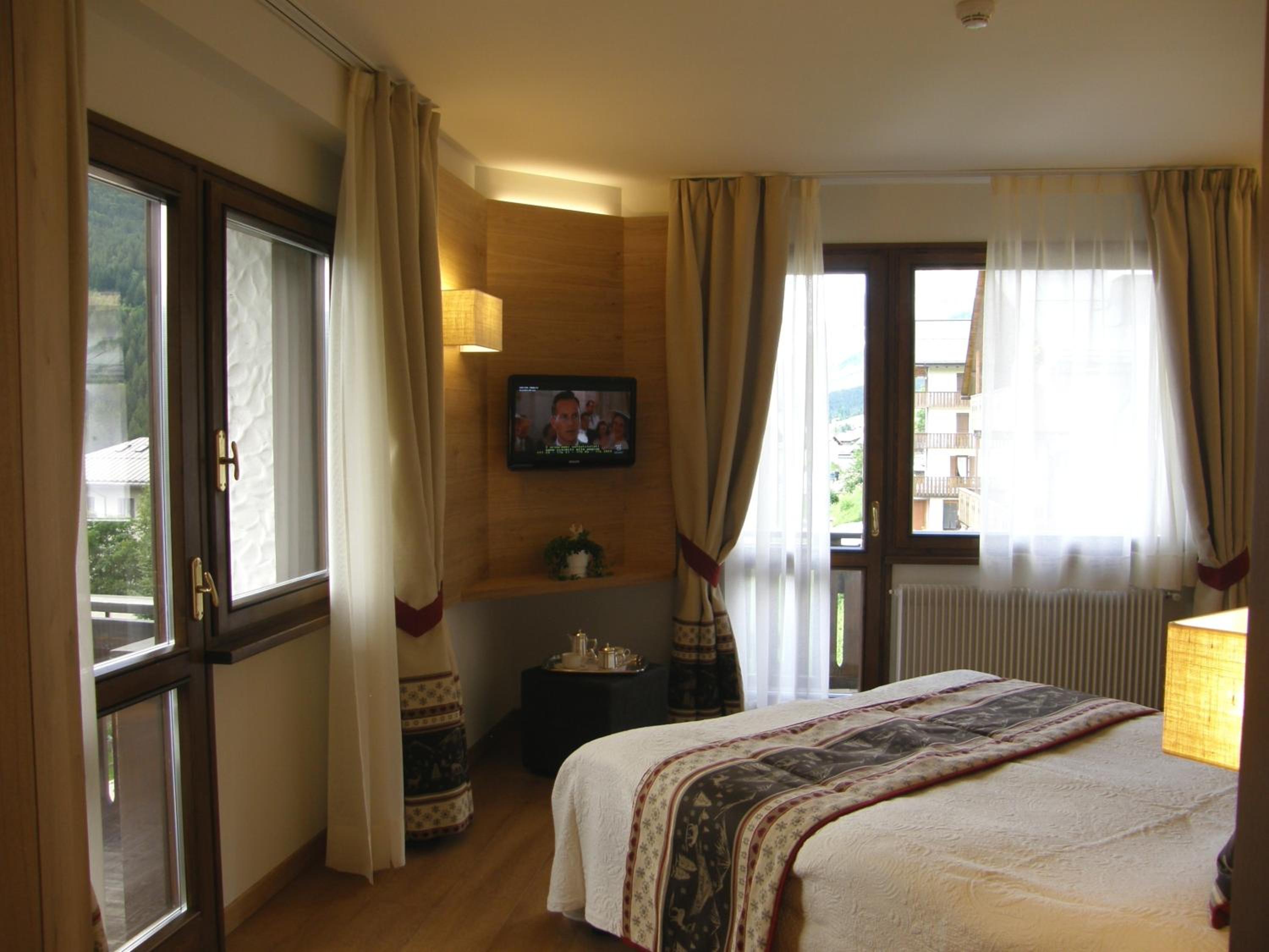 Double Room - Photo 3