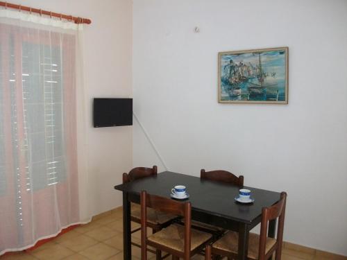Two-Bedroom Apartment  with Sea View (4 Adults) photo 2