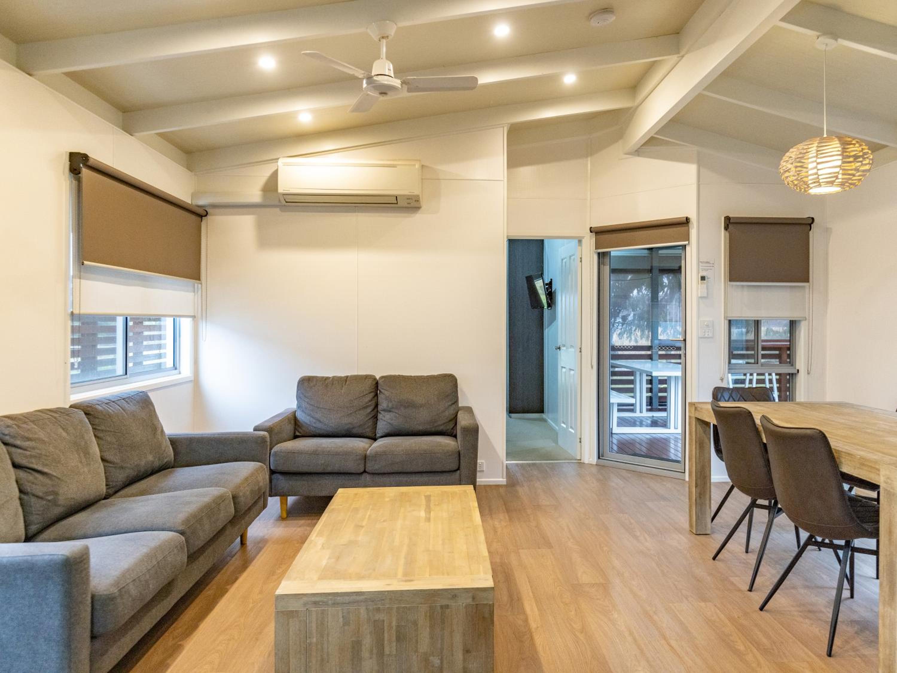 Three-Bedroom Villa with River View photo 1