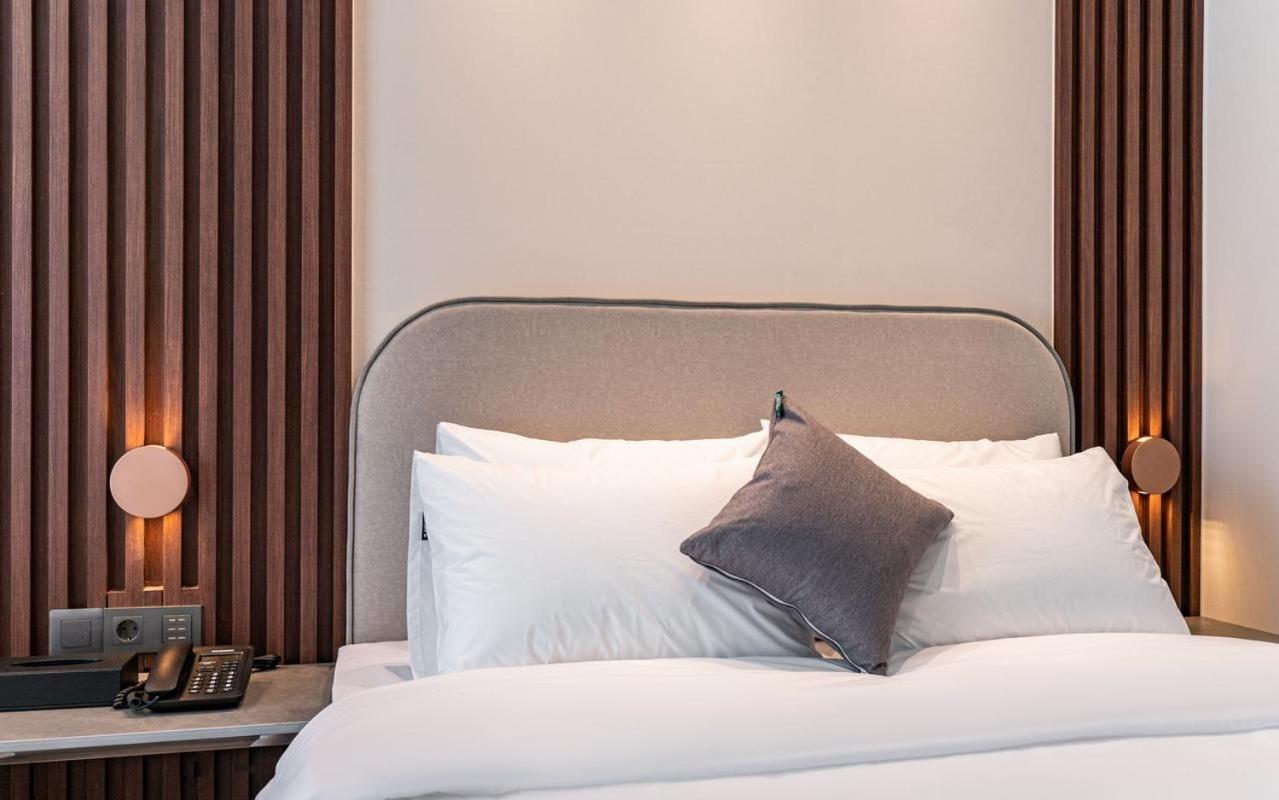 Double Room - Photo 3