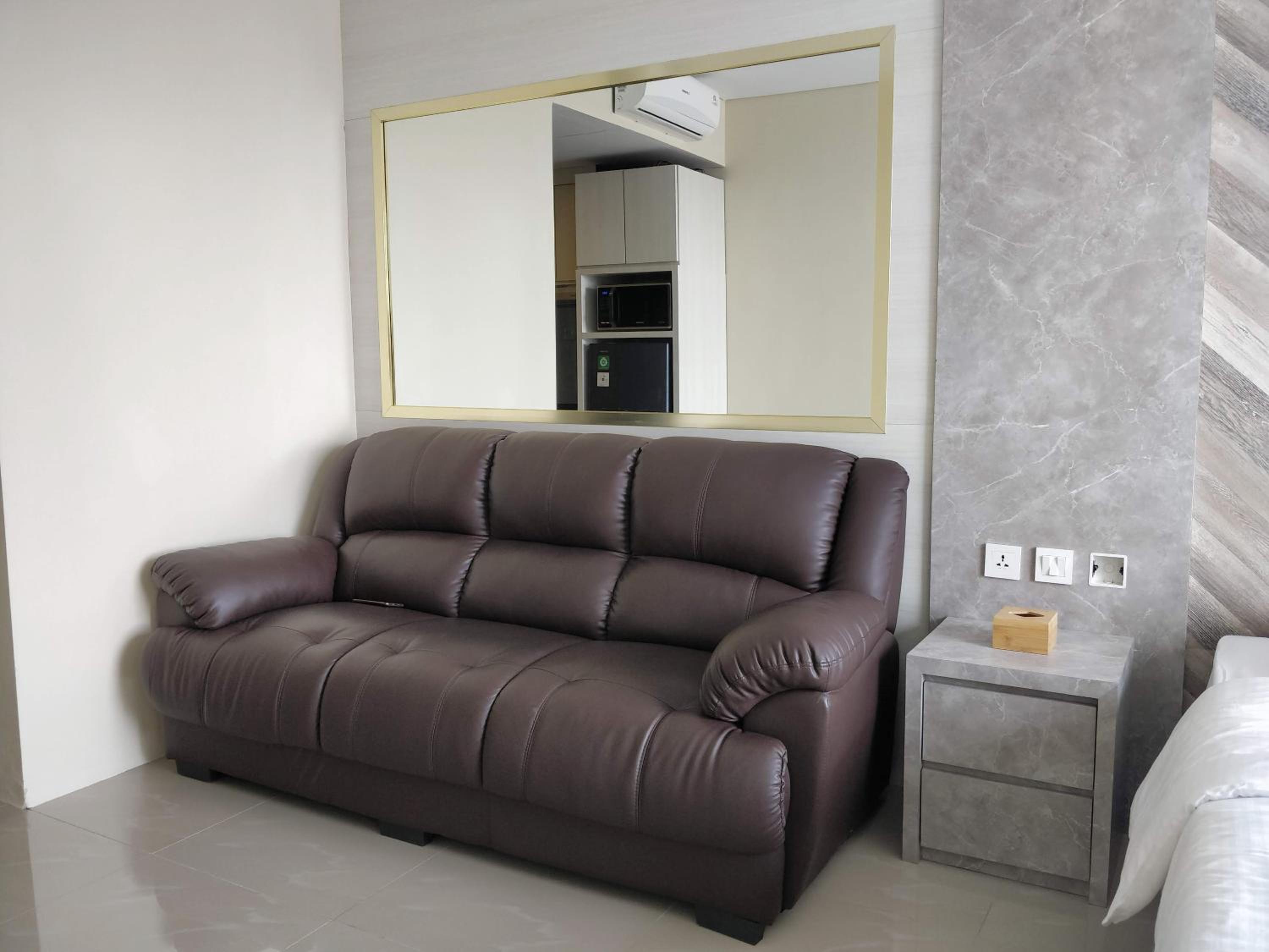 One-Bedroom Apartment - Photo 5