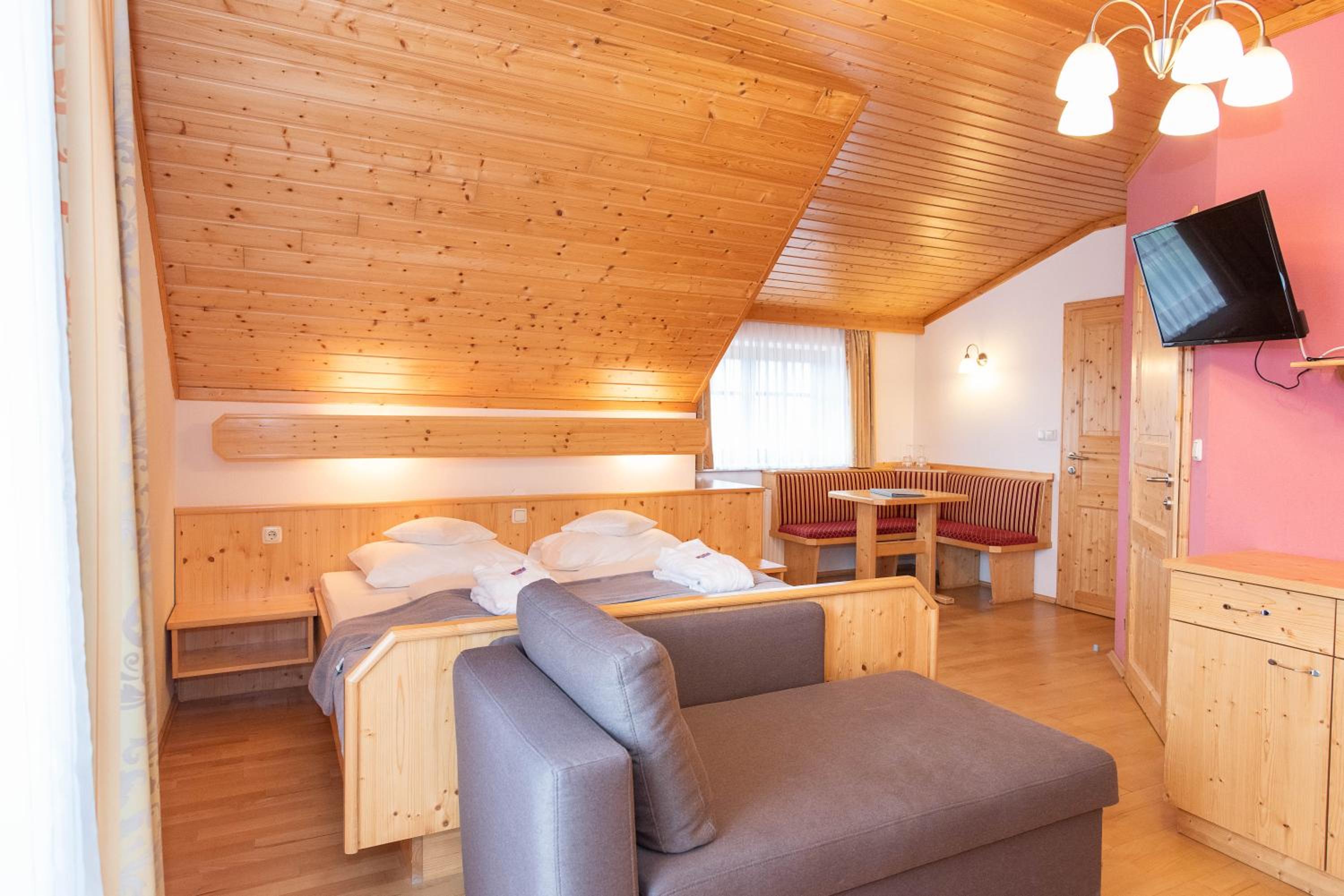 Family Suite with Balcony photo 1