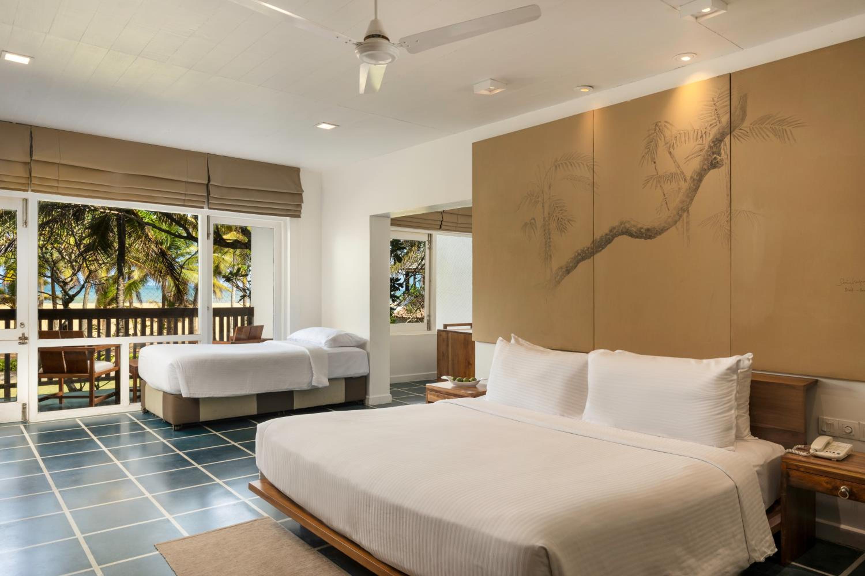 Family Room with Sea View - 15% off at Center Point, Black Coral & 10% off at Seaside Social restaurants