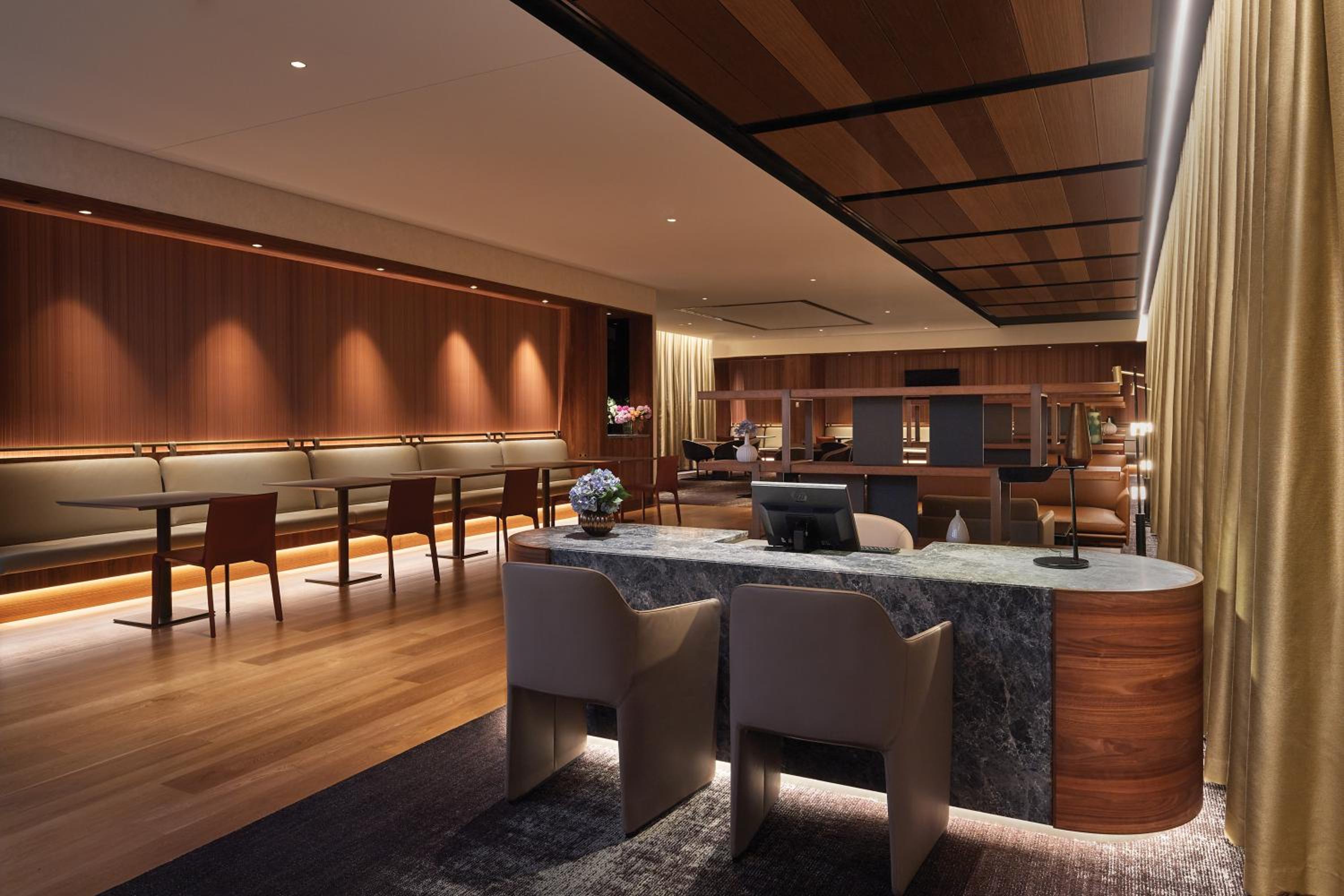 Executive King Room - Photo 3