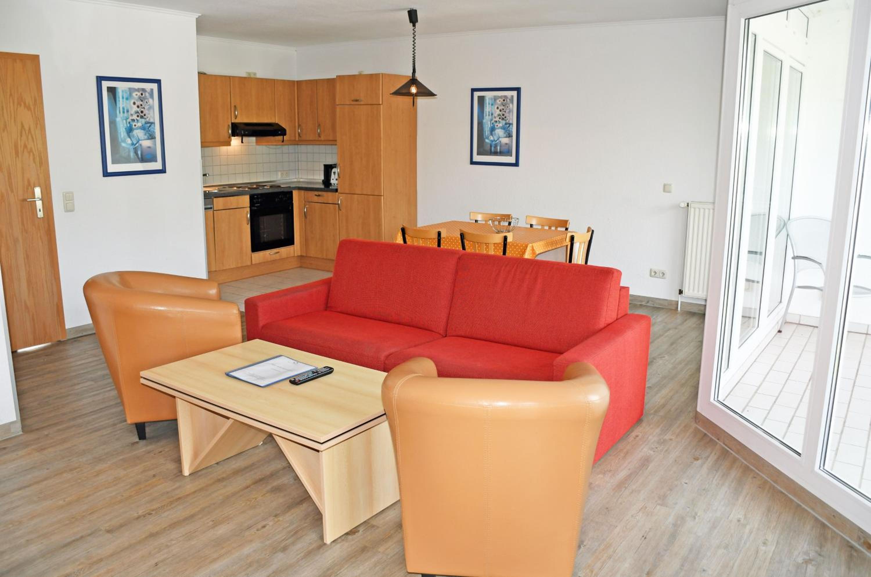 Two-Bedroom Apartment with Balcony photo 1