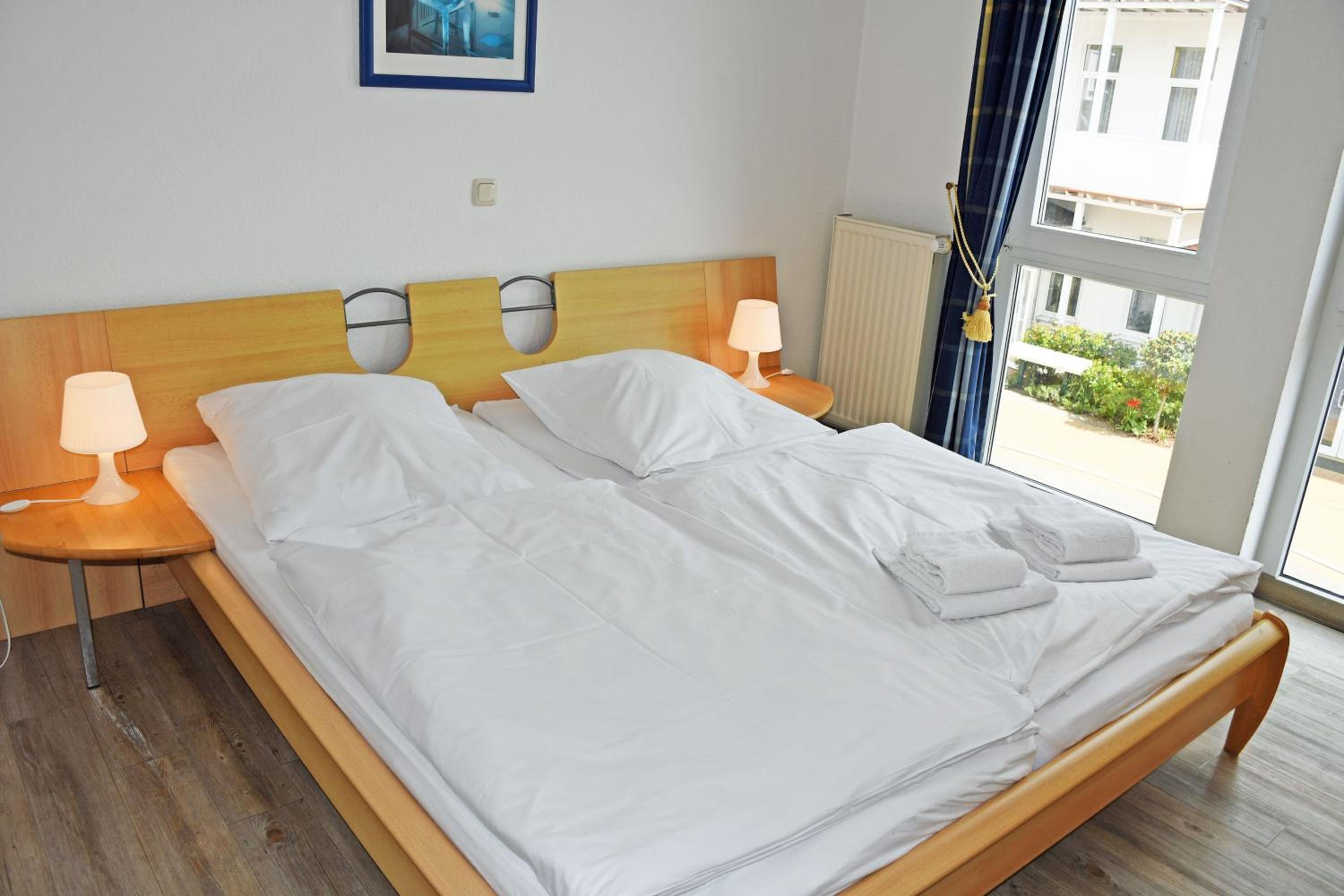 One-Bedroom Apartment with Balcony photo 1