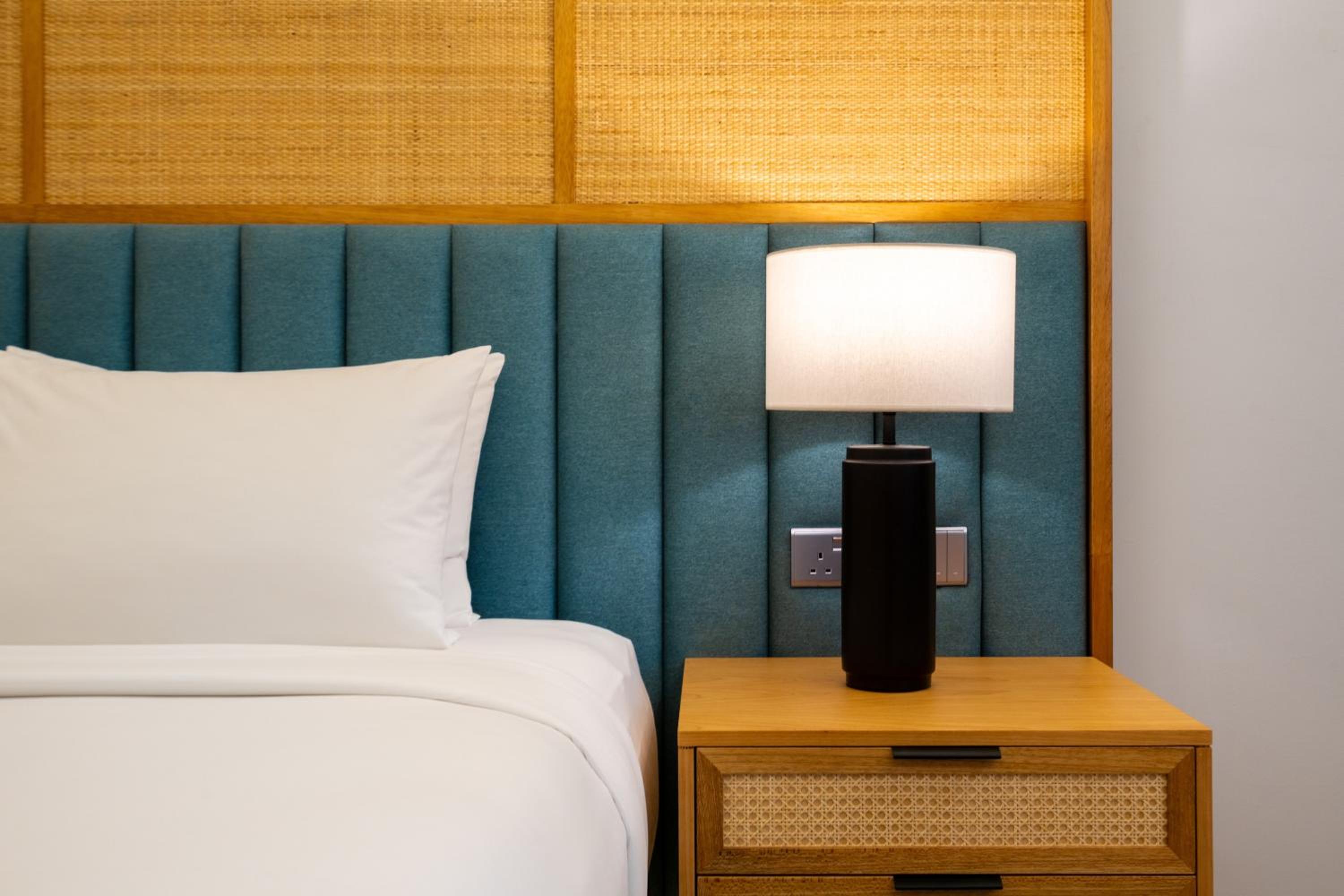 Deluxe King Room - Photo 1