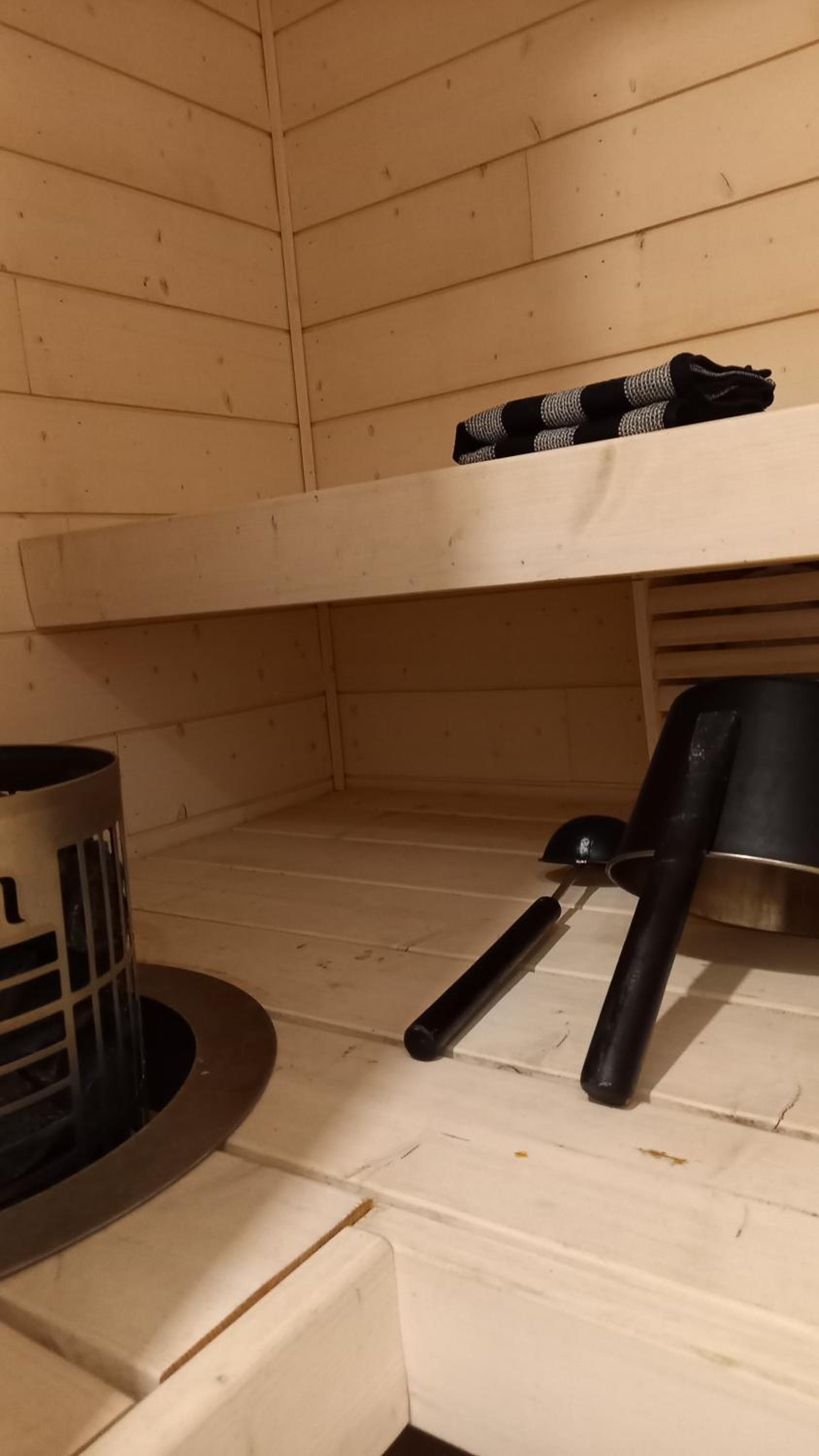 One-Bedroom Apartment - Photo 4