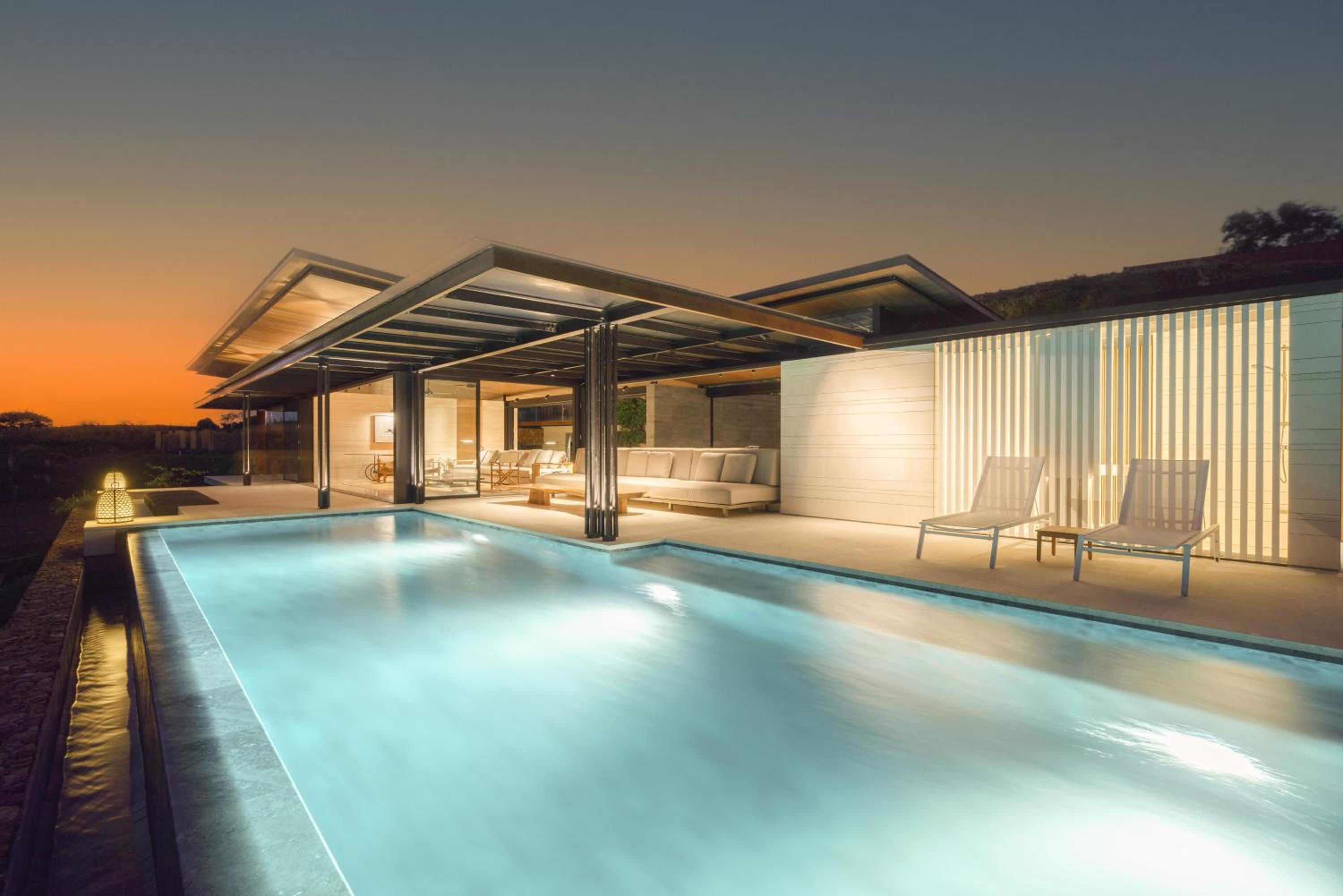 Villa photo 3