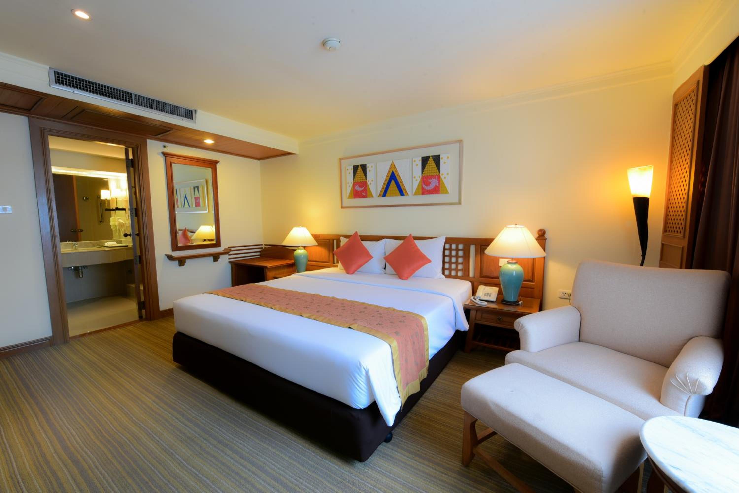One-Bedroom Suite photo 3