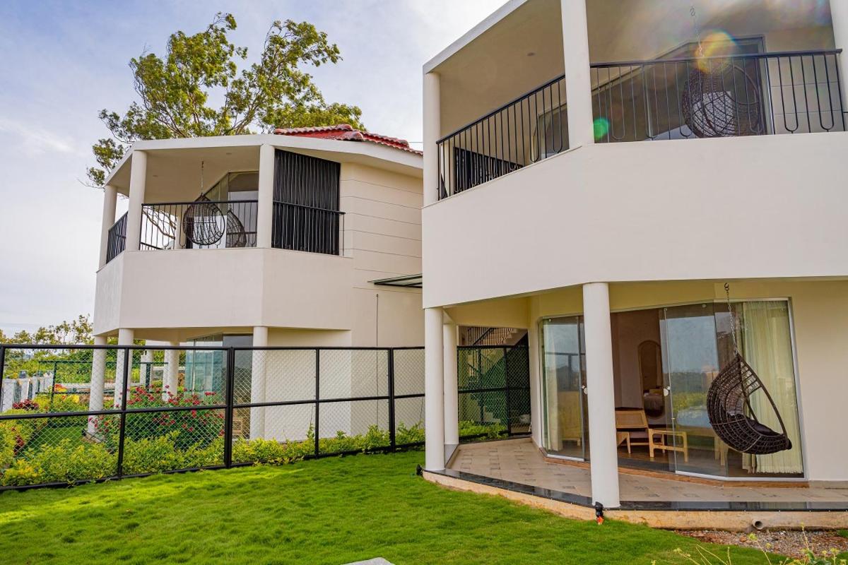 Deluxe Villa photo 2