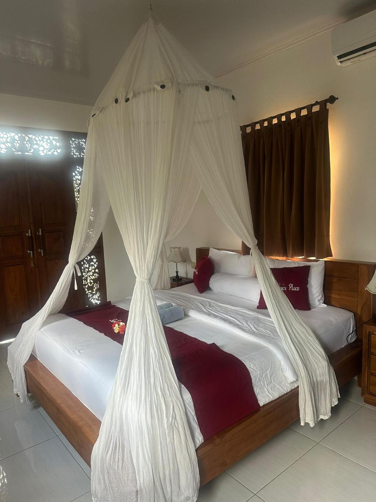 Deluxe Room - Photo 12