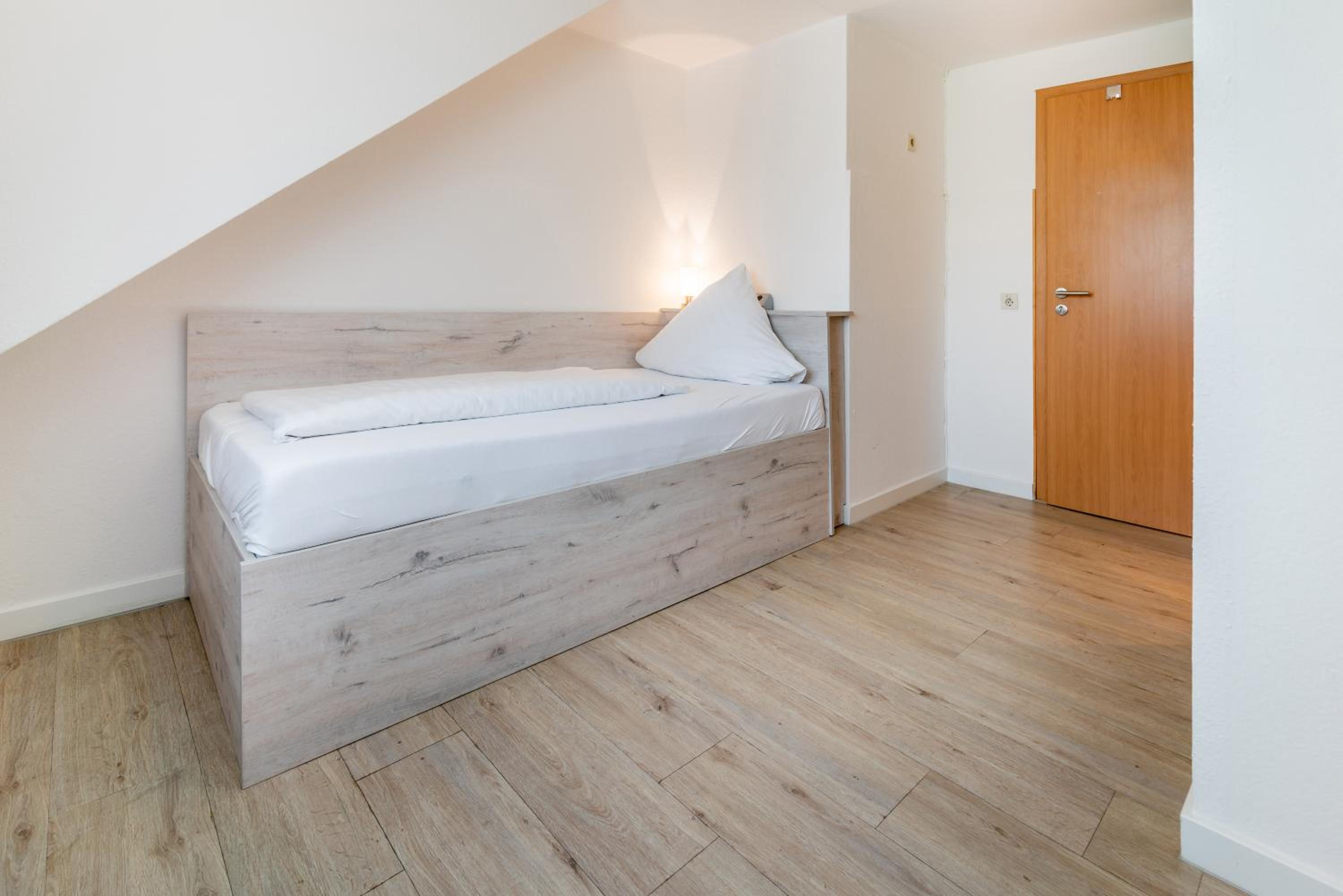 Standard Single Room photo 3