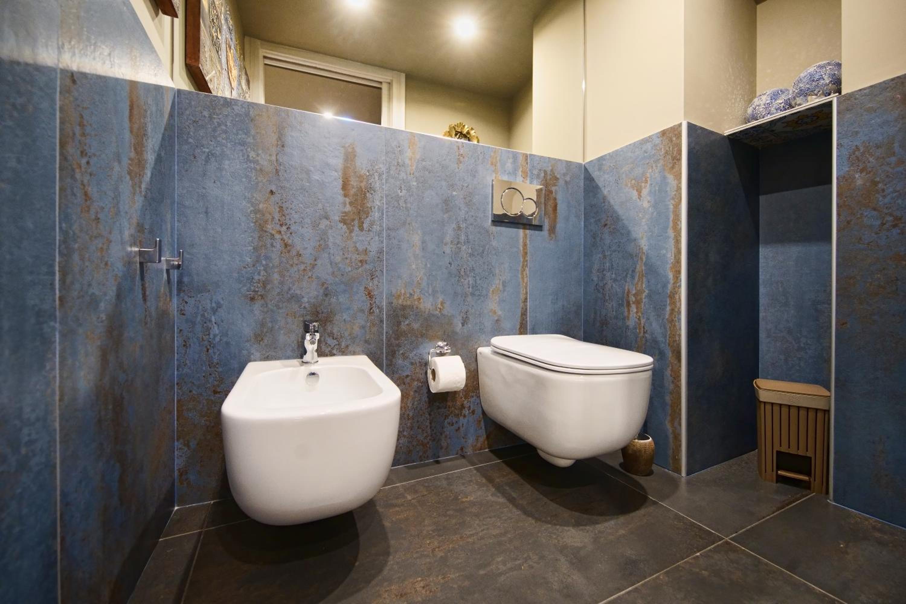 Deluxe Suite with Spa Bath - Photo 17