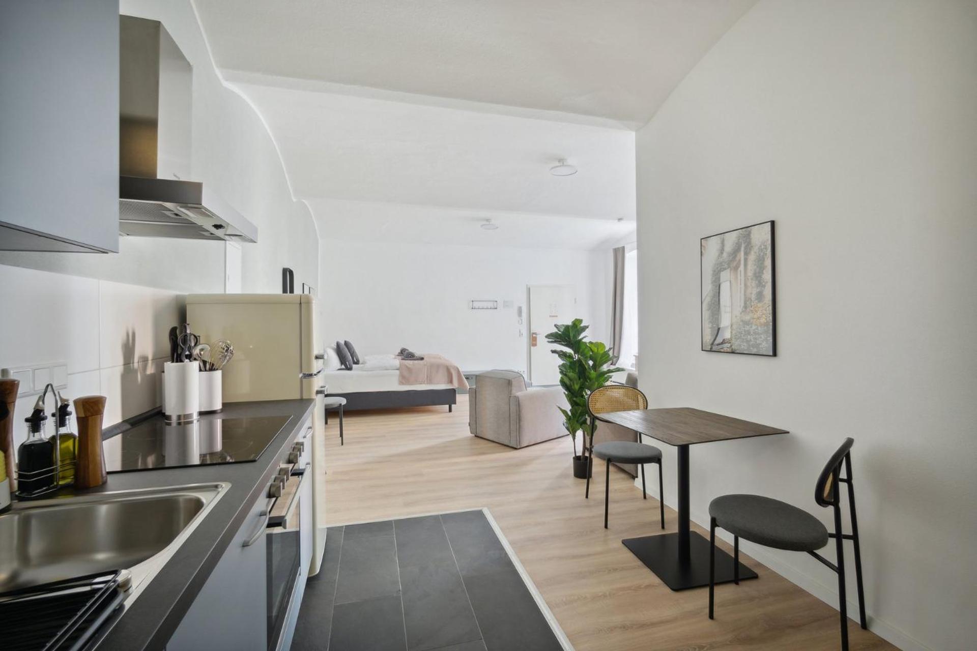 Suite with sofa bed - Photo 21