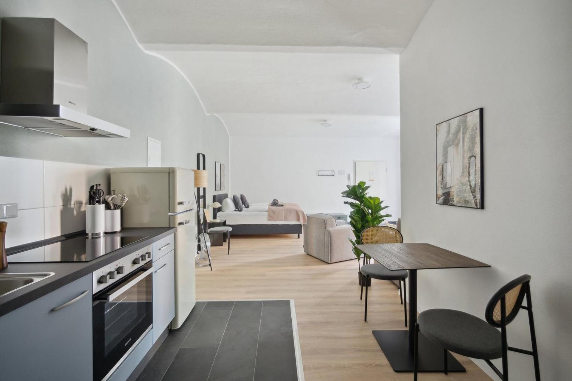 Suite with sofa bed - Photo 18