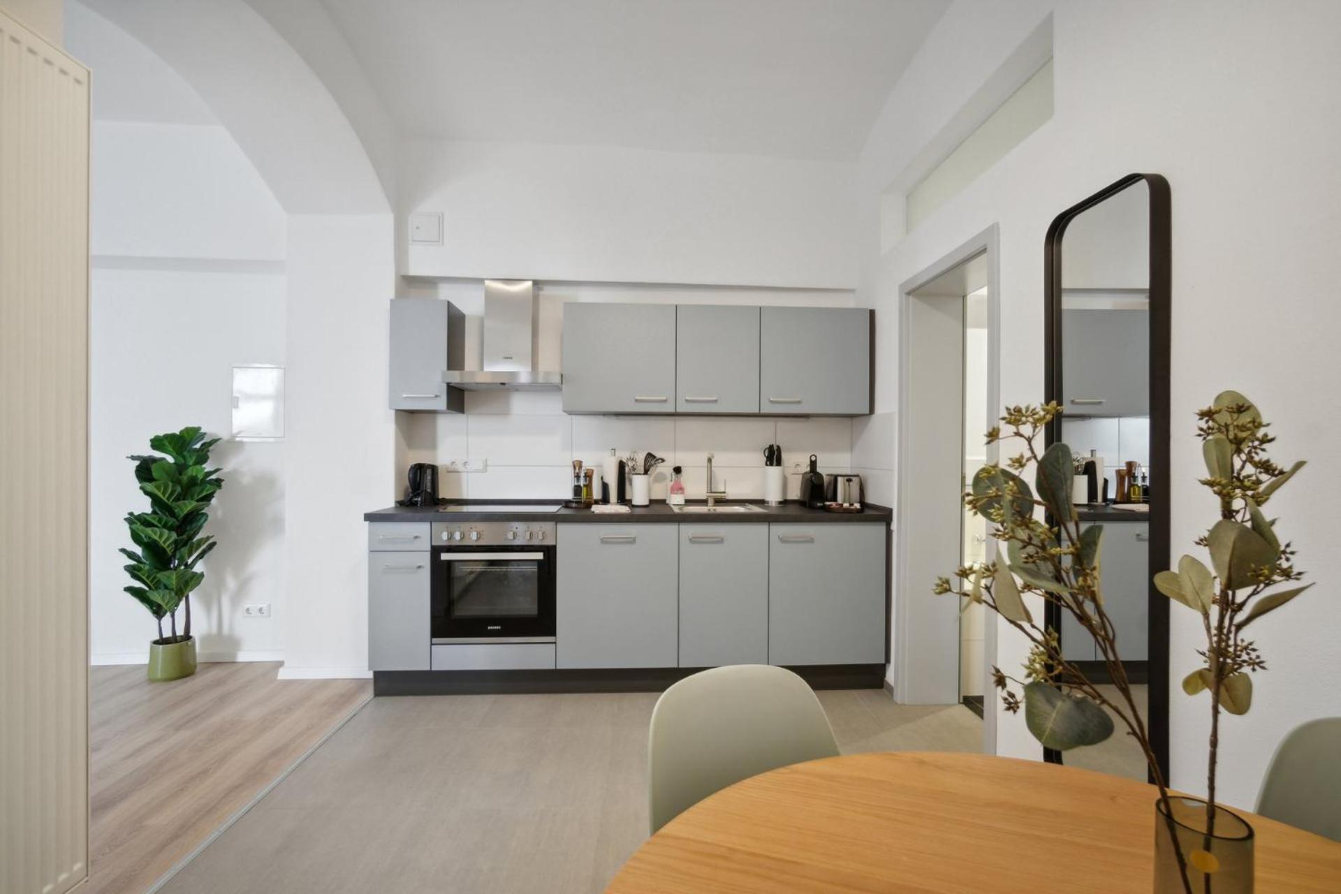One-Bedroom Suite - Photo 17