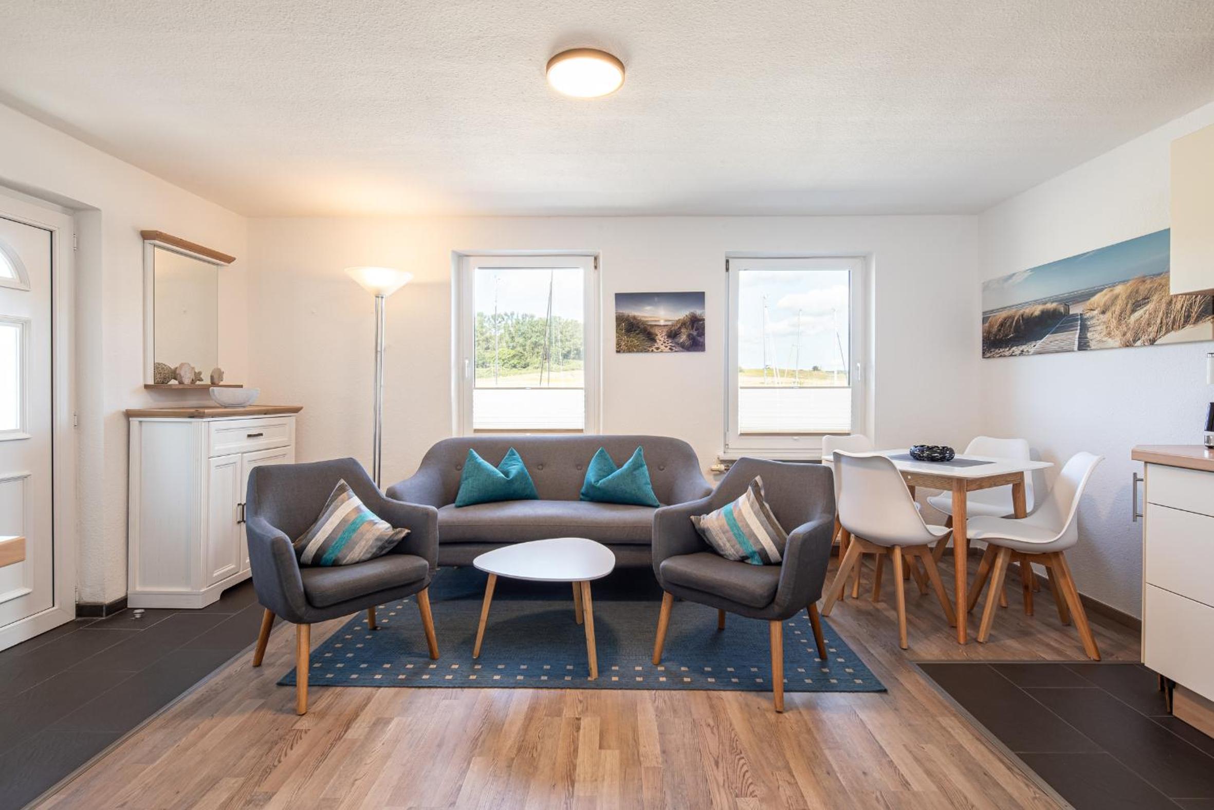Apartment with Terrace photo 1