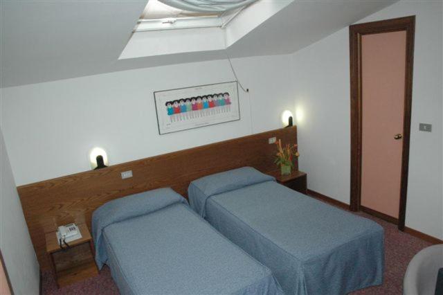 Economy Double Room - Photo 2