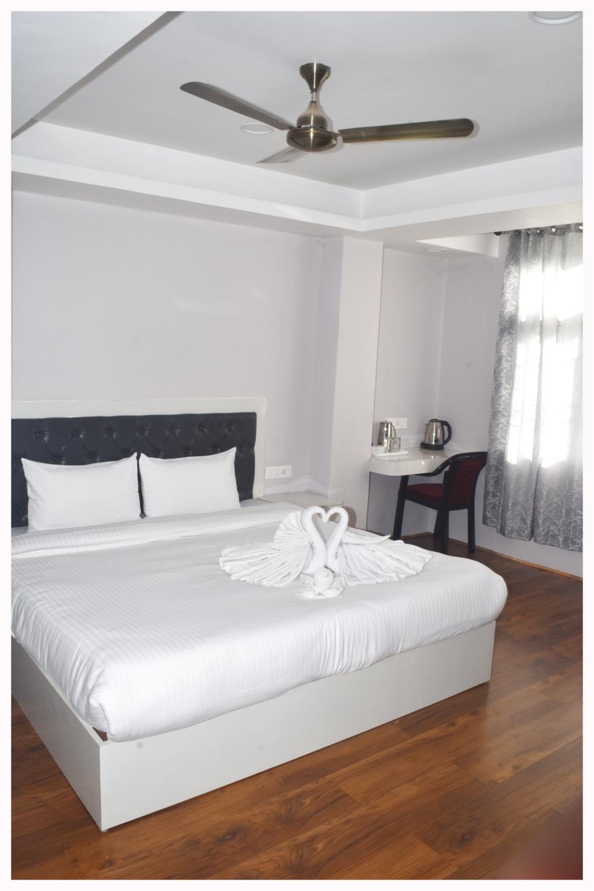 Classic Triple Room photo 1