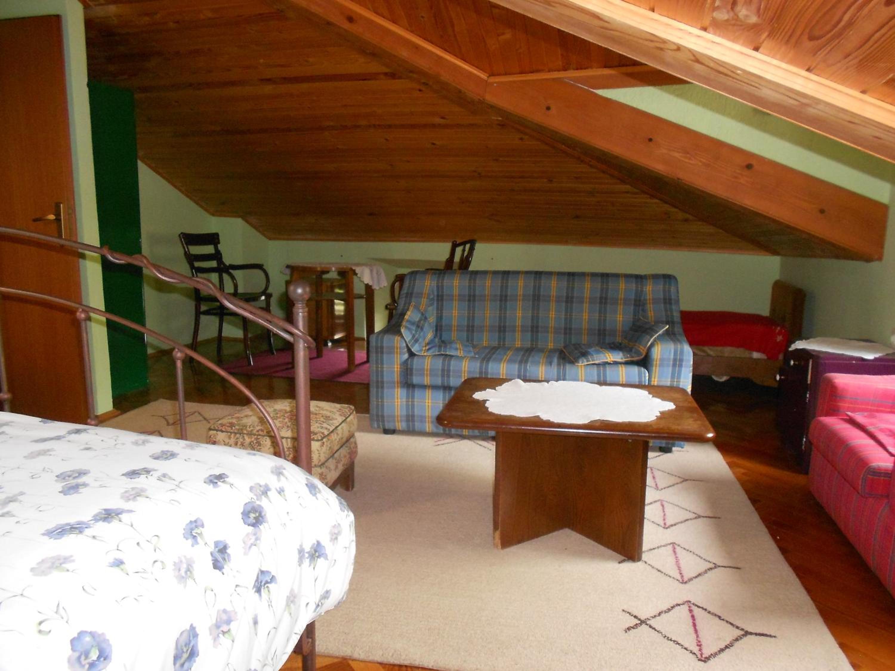 Double Room - Photo 9