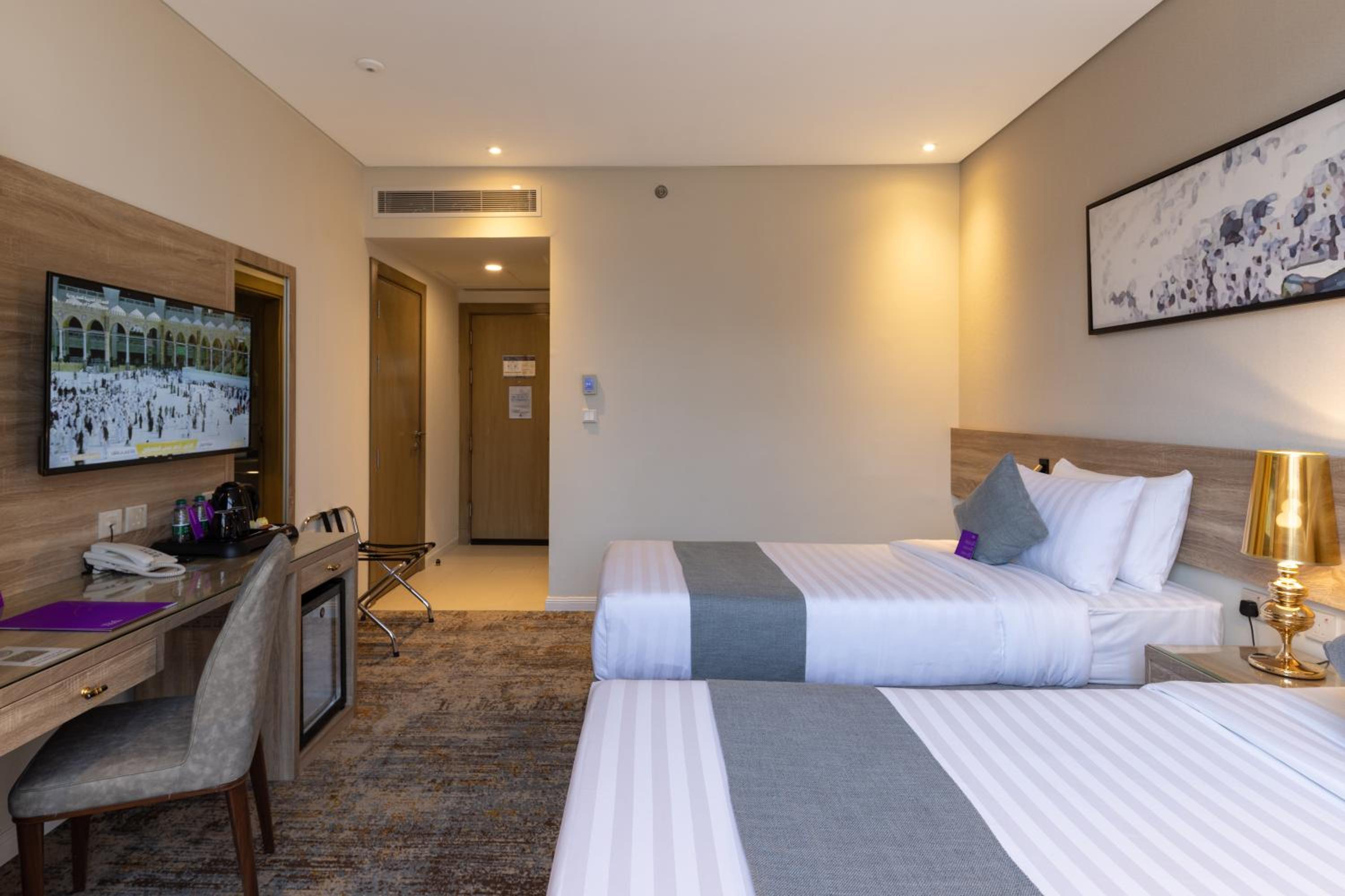 Deluxe Twin Room photo 1