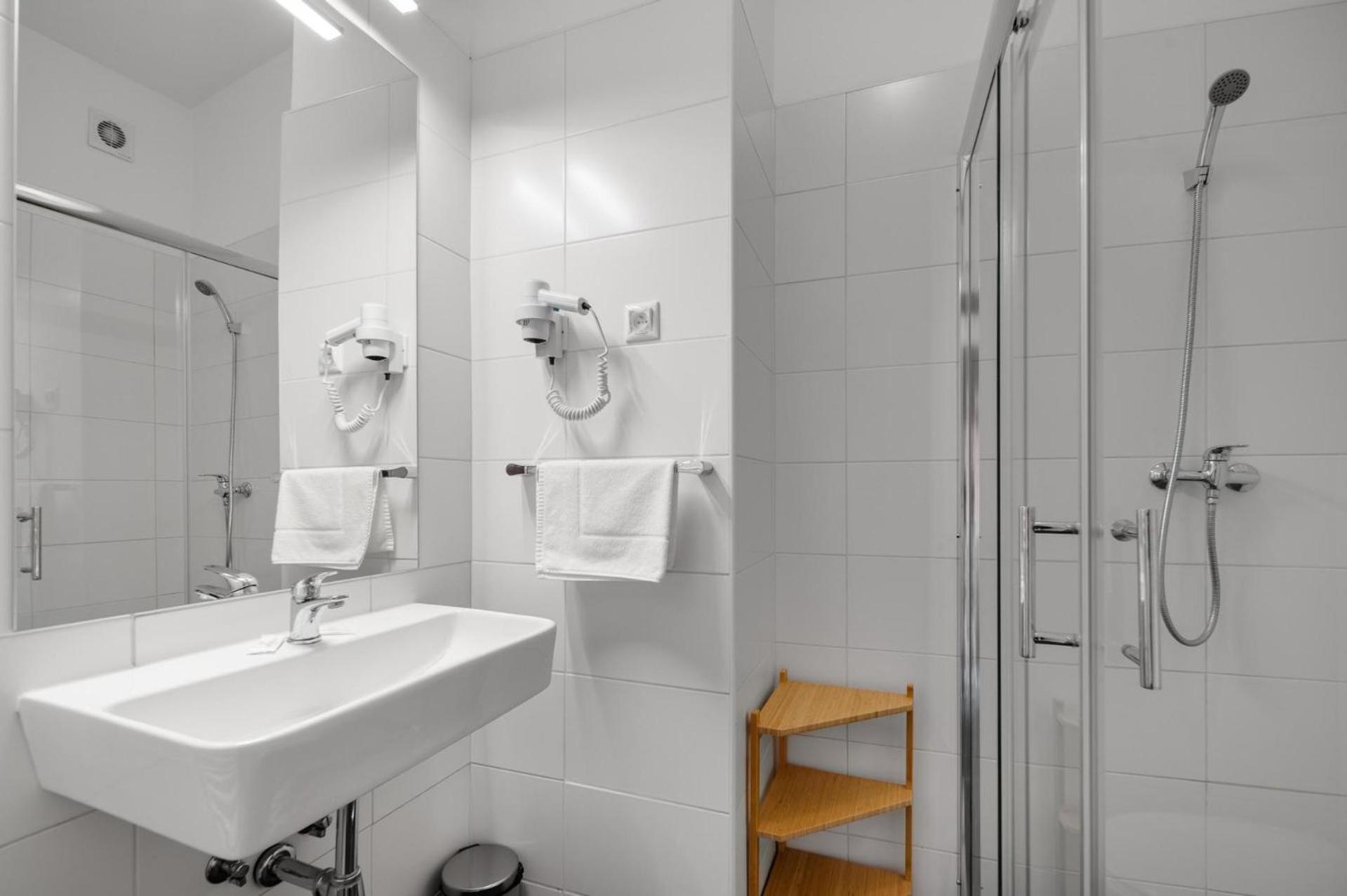 Comfort Triple Room - Photo 7