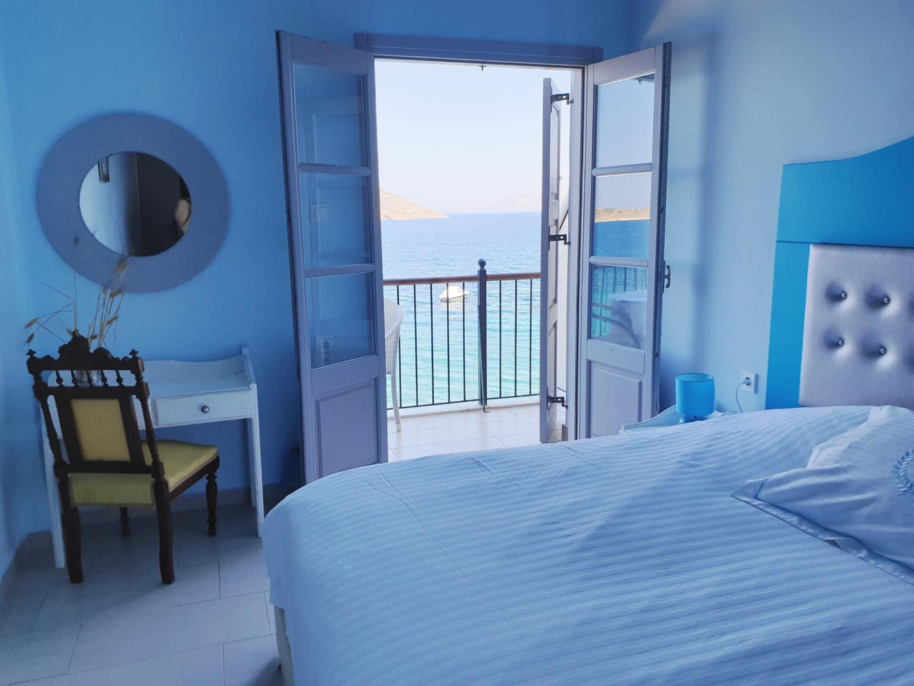 Standard Double or Twin Room with Sea View photo 2