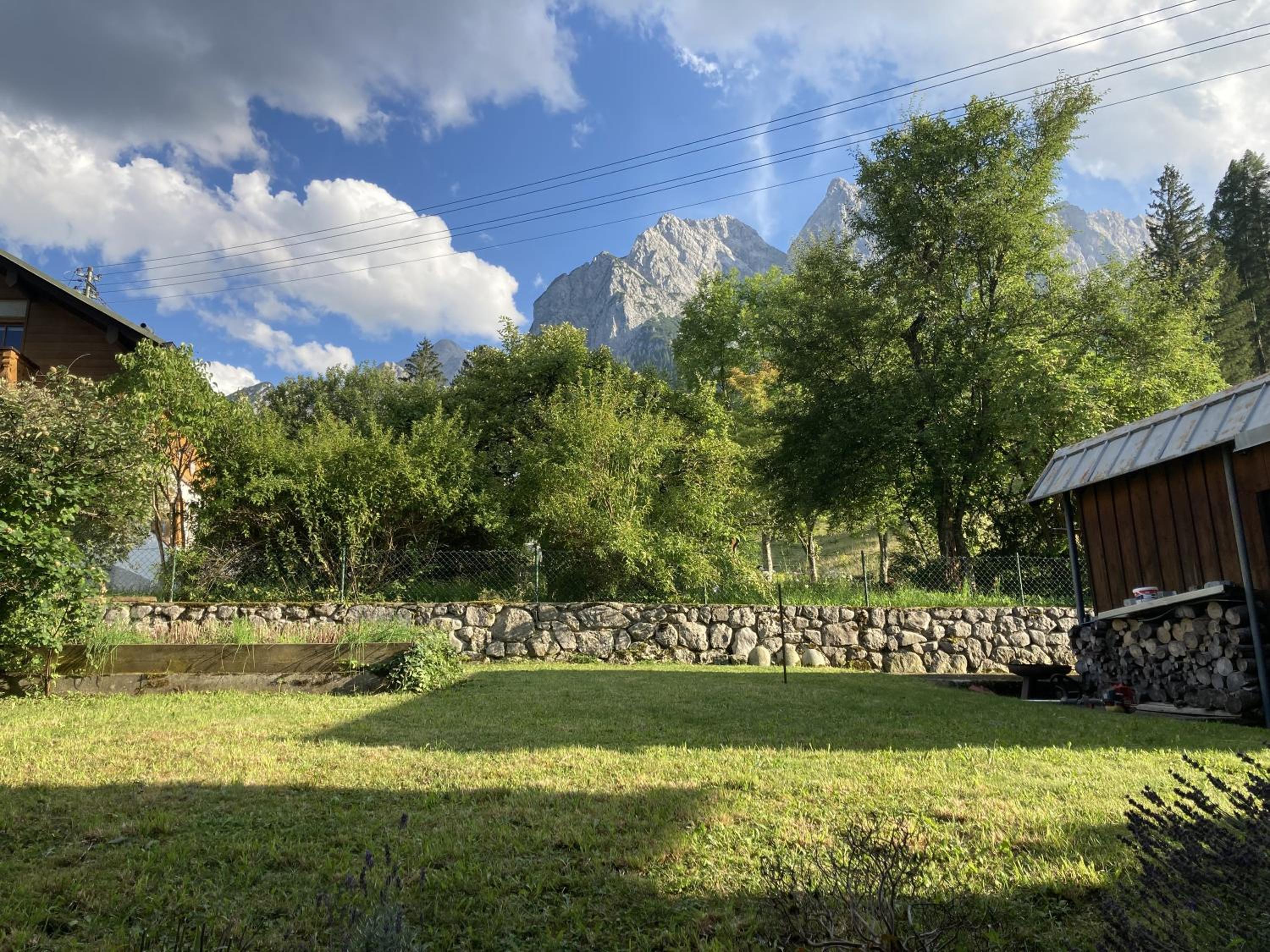 Studio with Mountain View photo 2