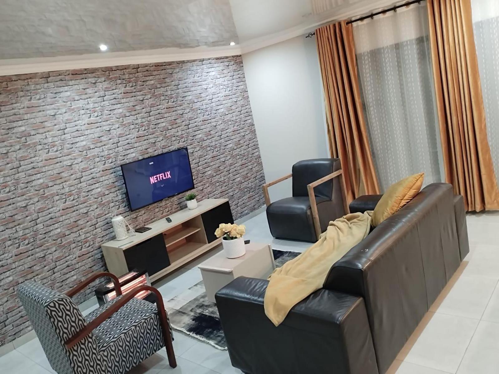 Two-Bedroom House photo 1