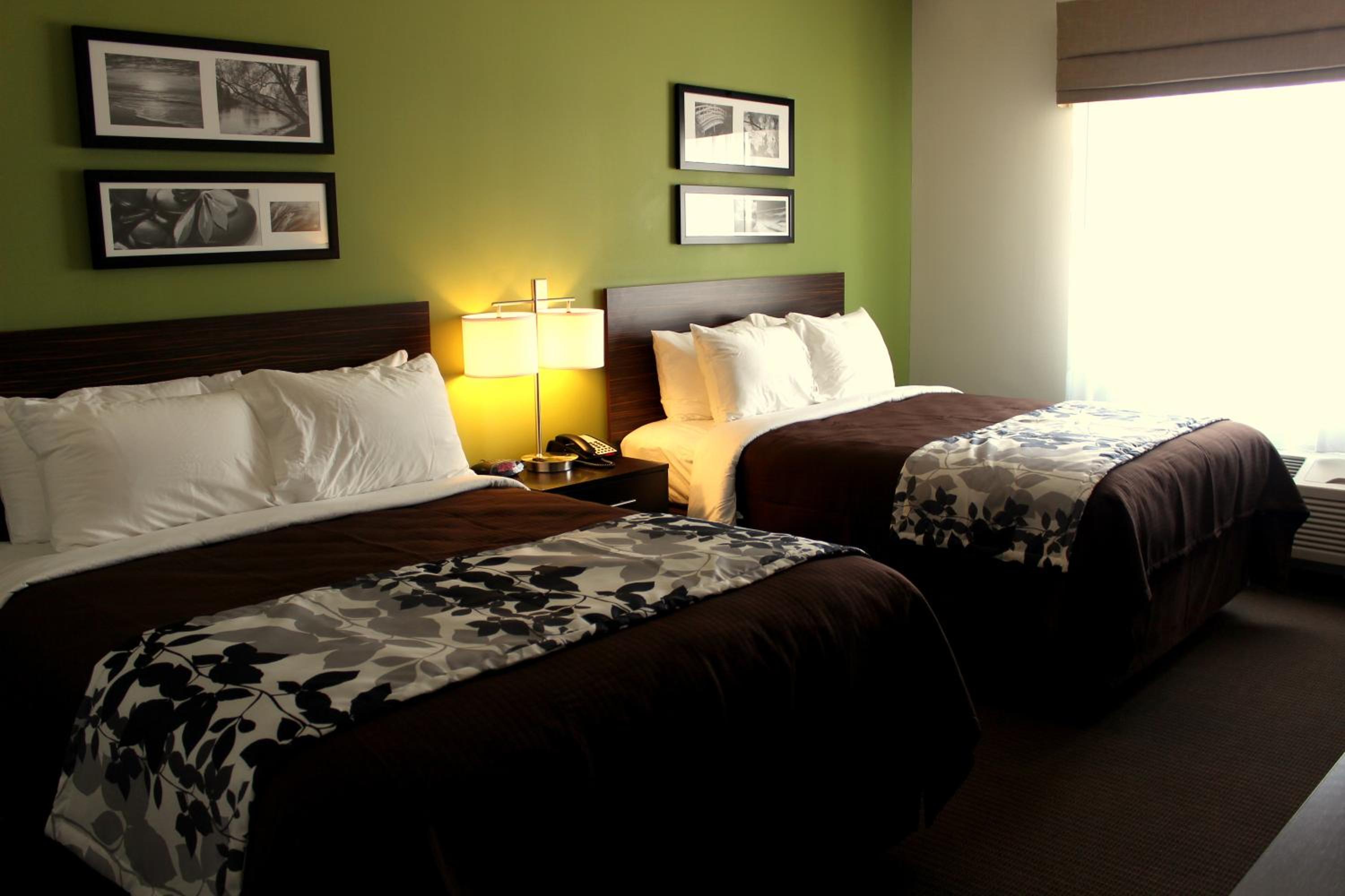 Queen Room with Two Queen Beds - Accessible/Non-Smoking  photo 1