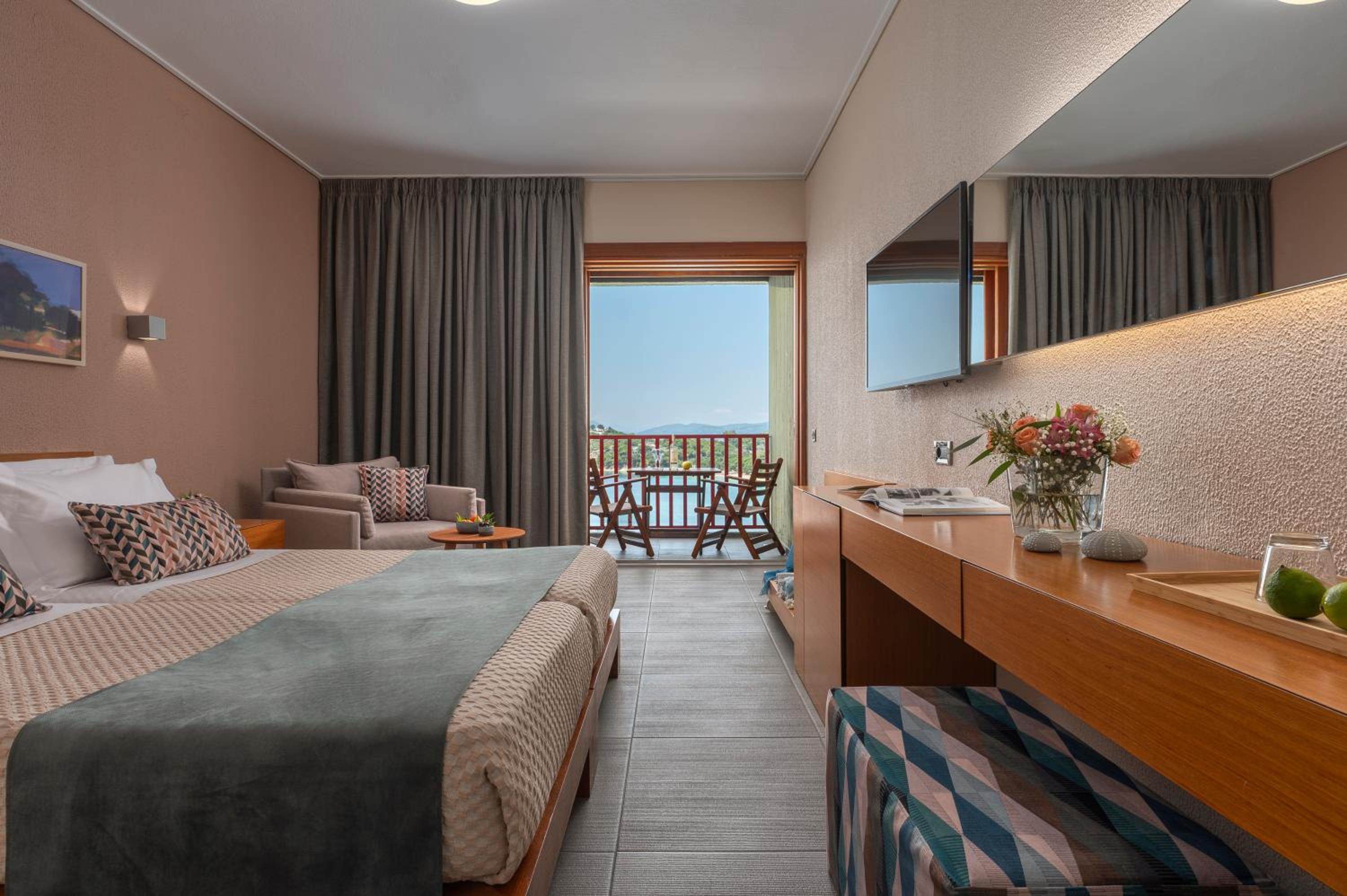 Superior Room with Koukounaries Beach View - Photo 2