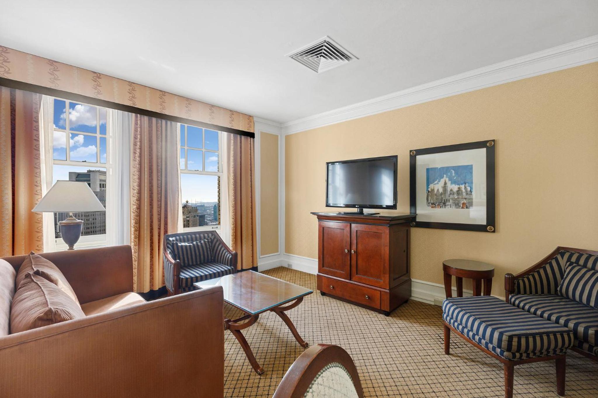 Junior King Suite - Photo 4