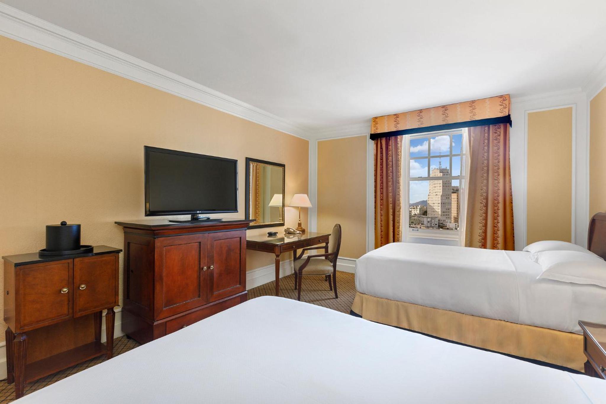 Classic Double Room with Two Double Beds - Photo 5