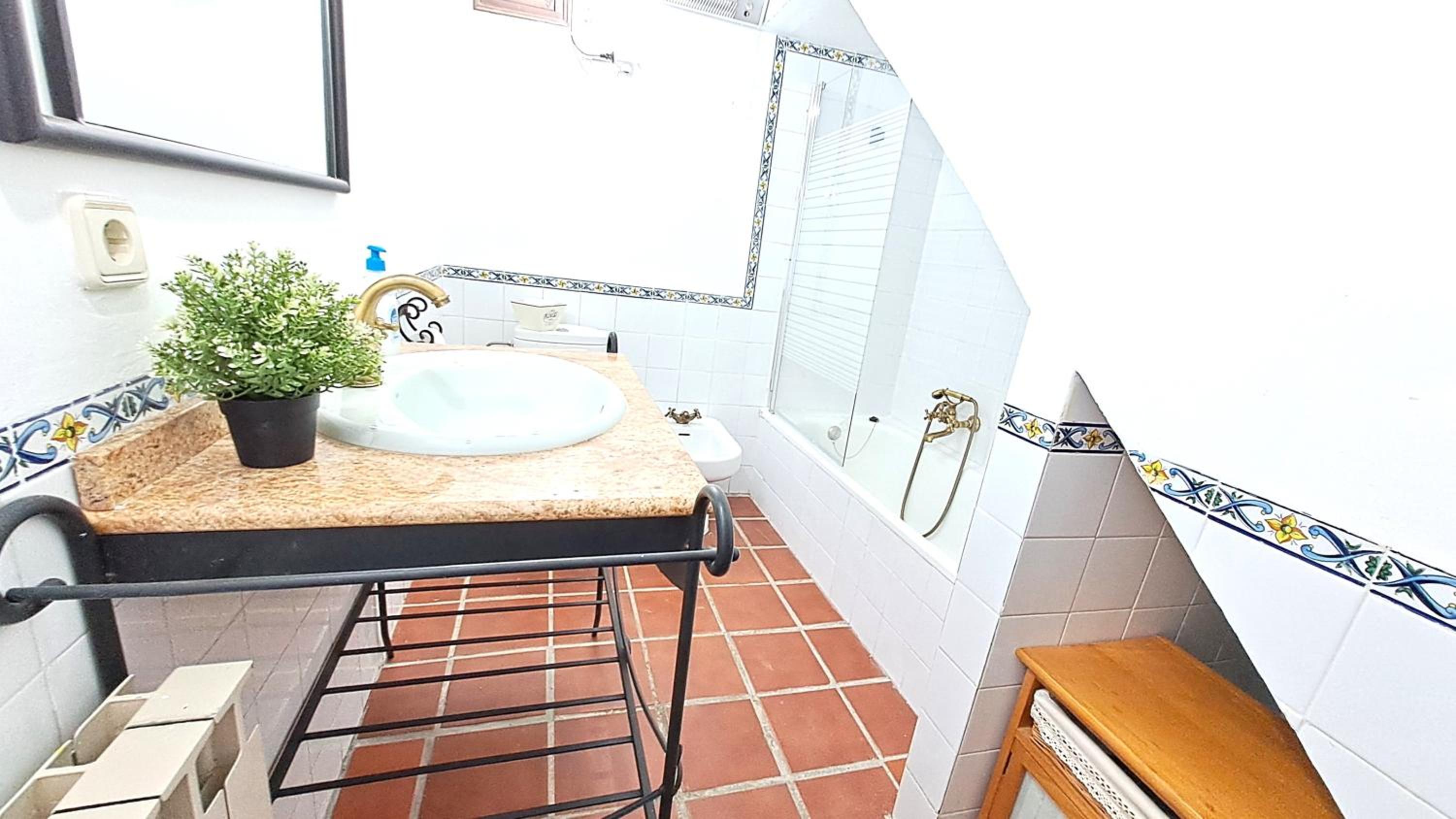 Two-Bedroom Townhouse photo 2