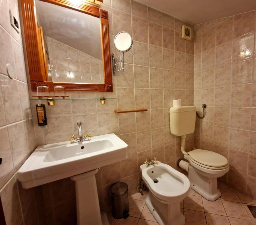 Standard Triple Room - Annex - Photo 2