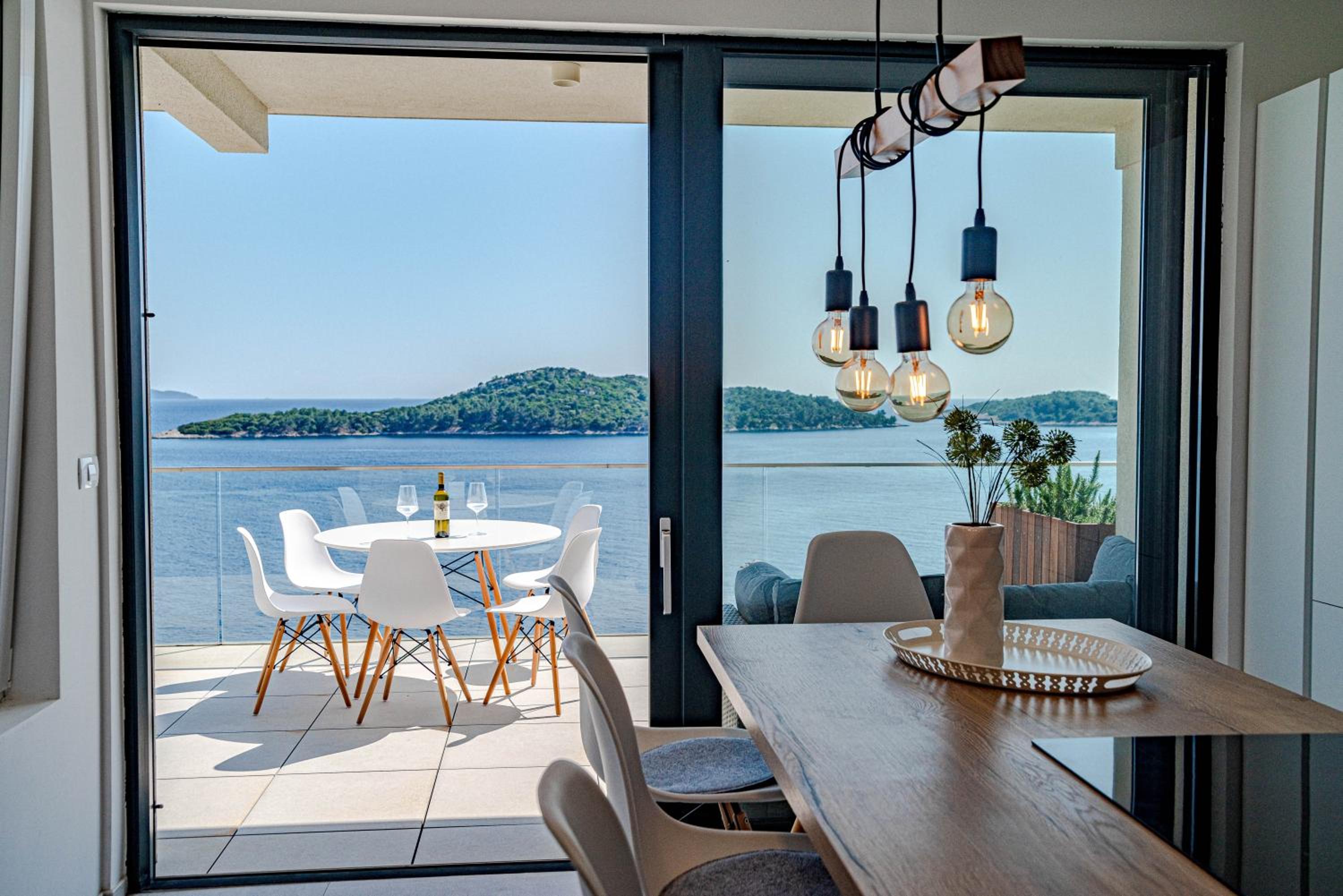 Apartment with Sea View photo 2