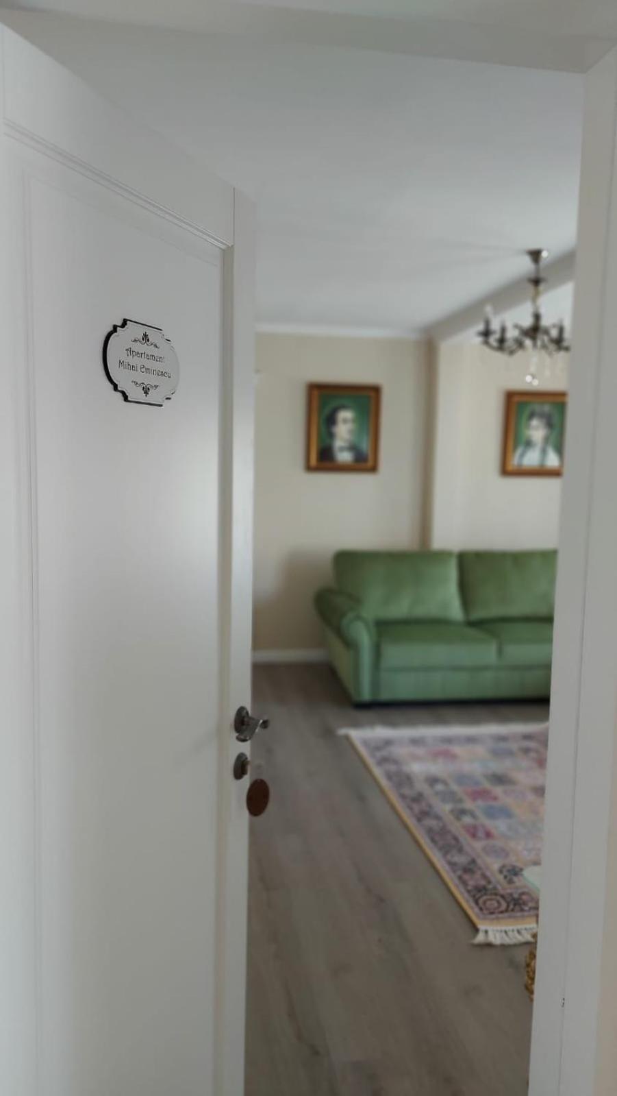 Apartment with Mountain View photo 1