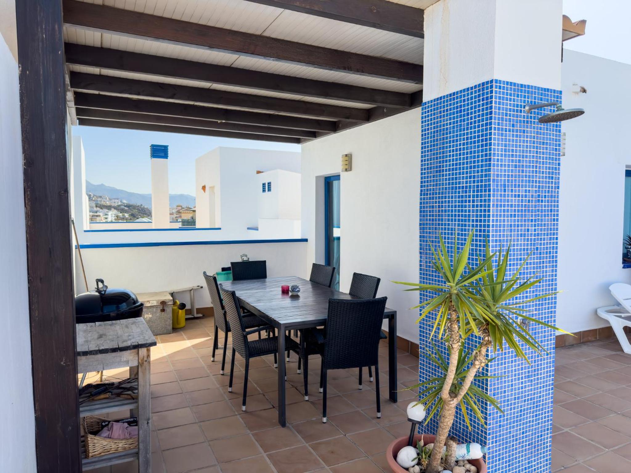 Two-Bedroom Deluxe Apartment with Ocean View photo 2