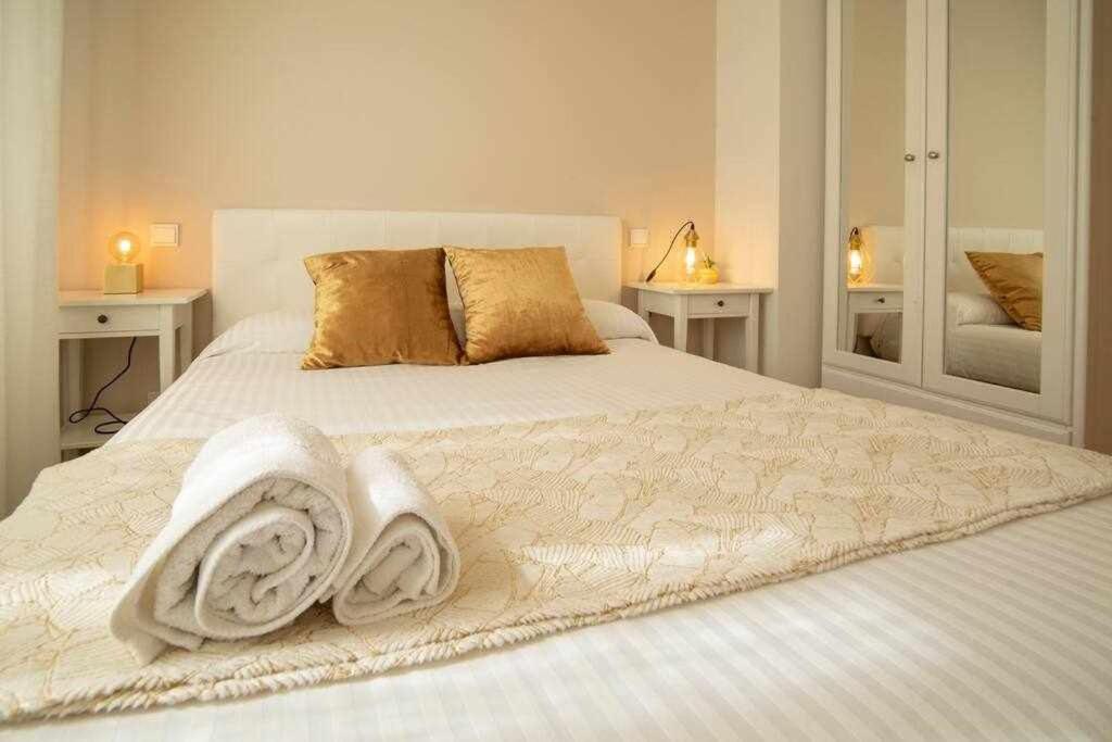Four-Bedroom House - Photo 48