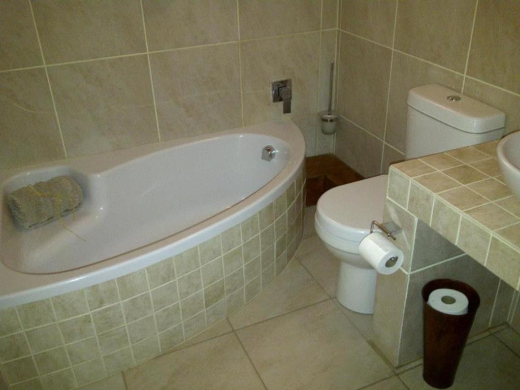 Family Suite - Photo 11
