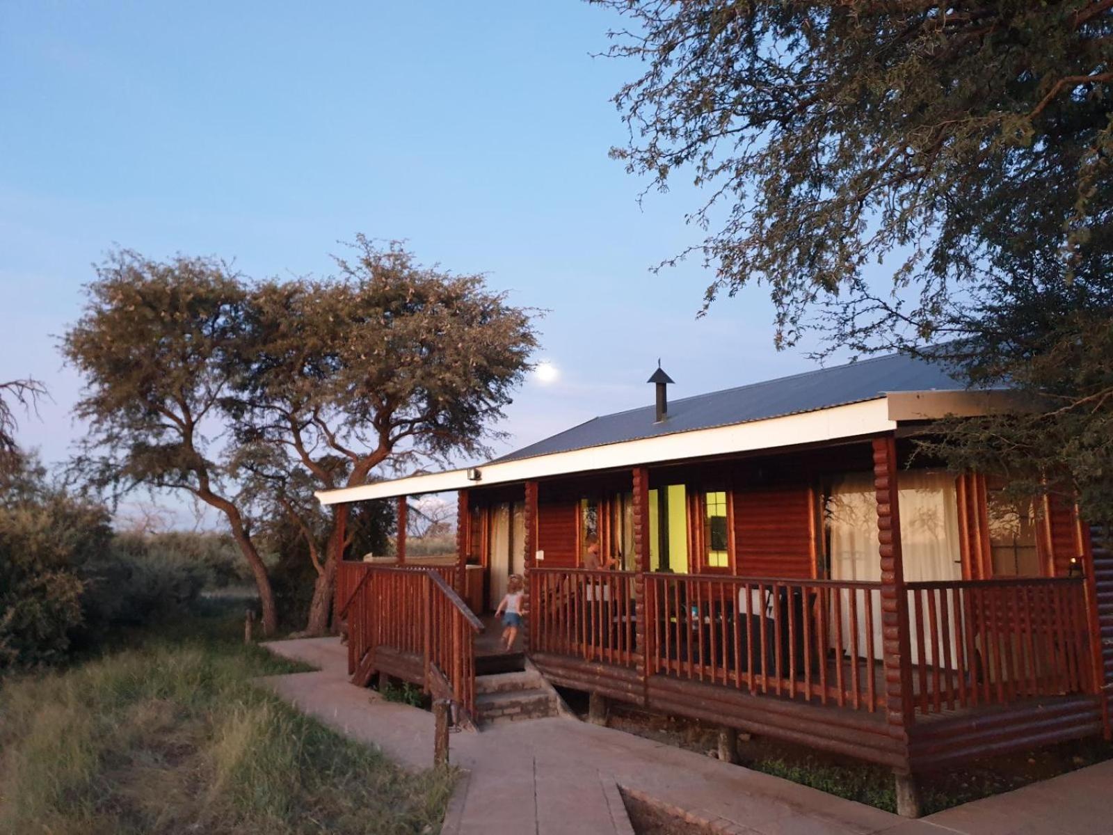 Family Cabin - Photo 9