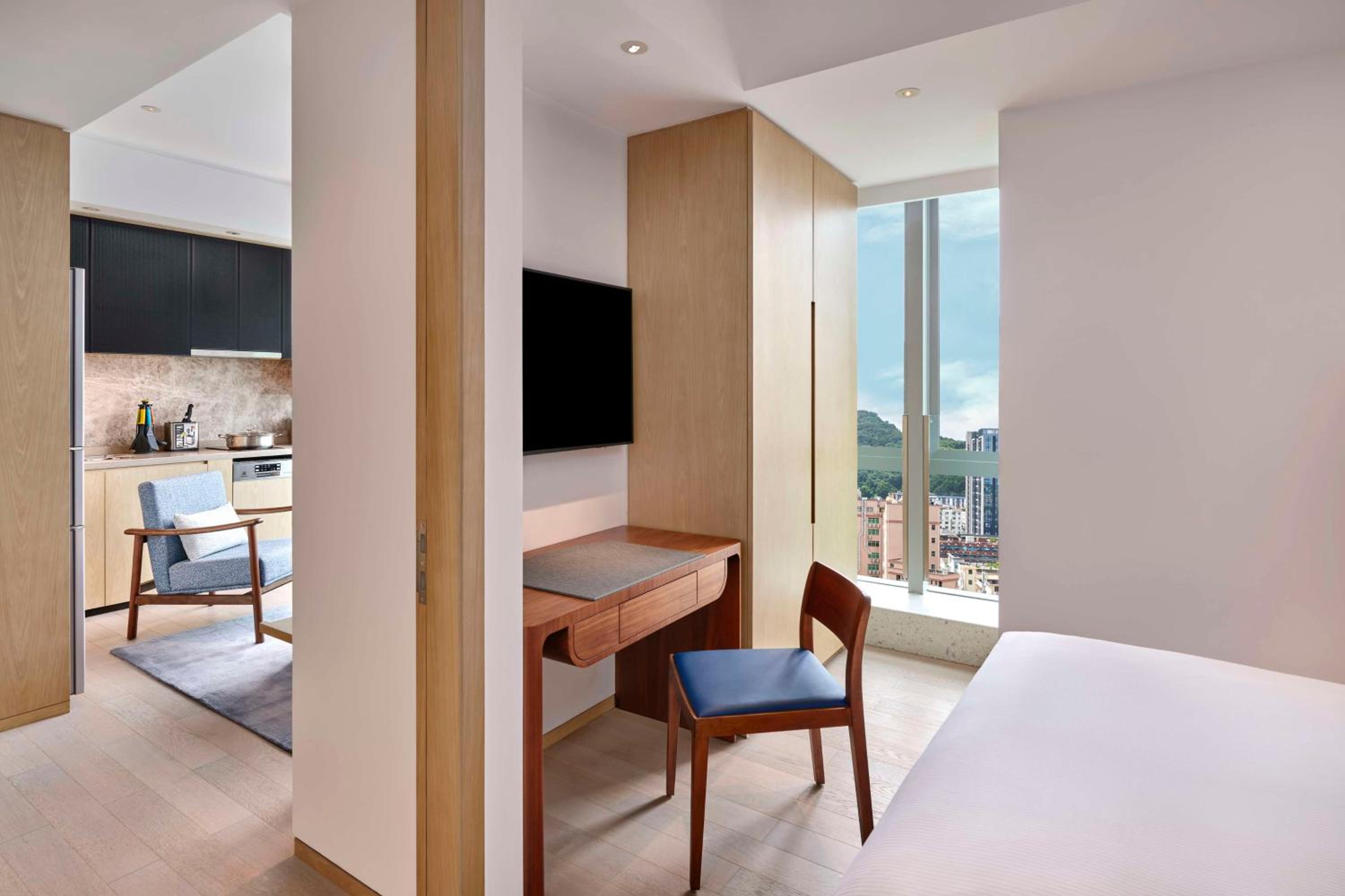One-Bedroom King Suite photo 1