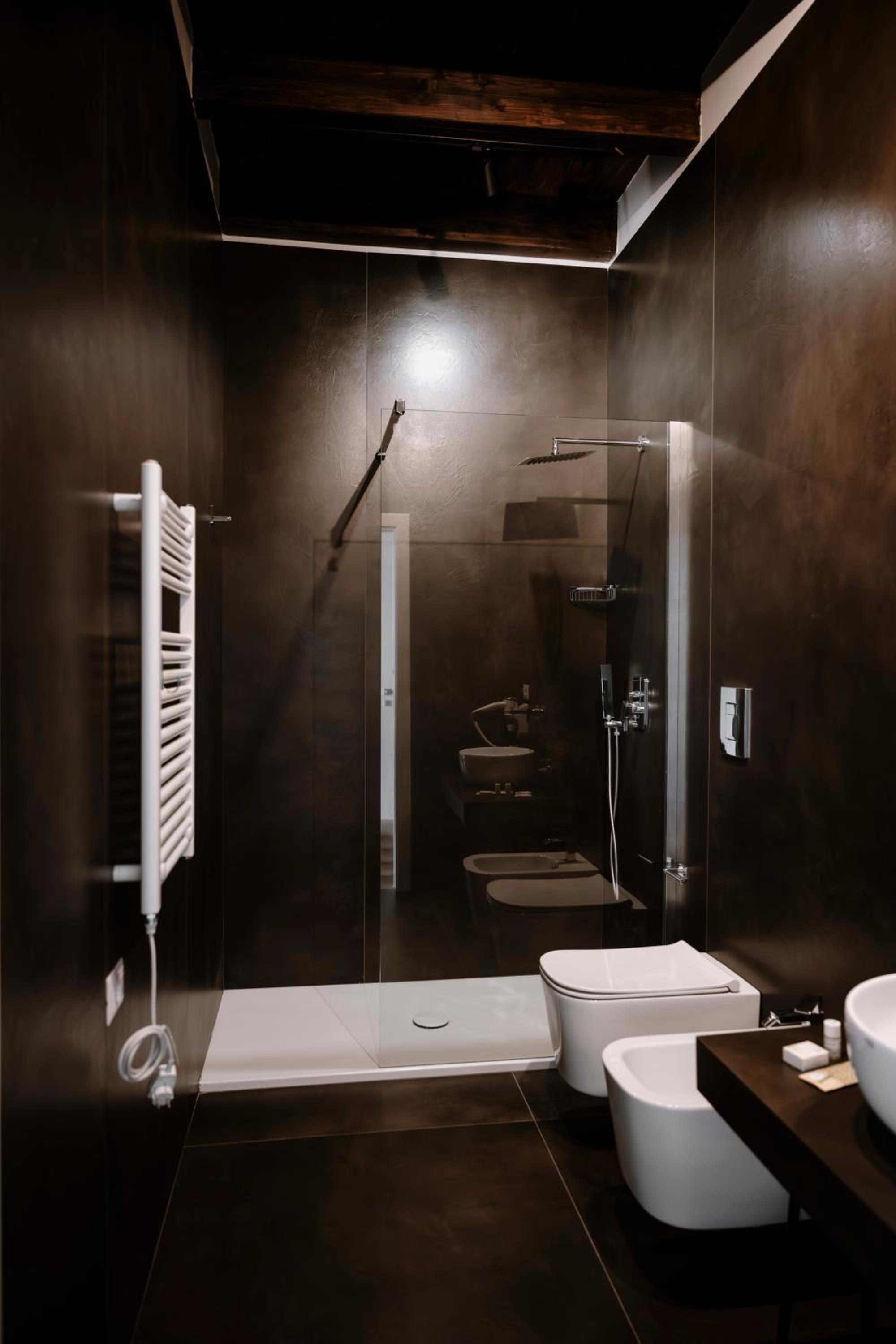 Superior King Room photo 2