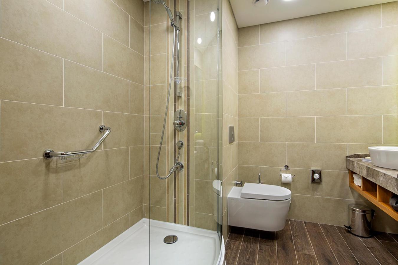 King Guest Room