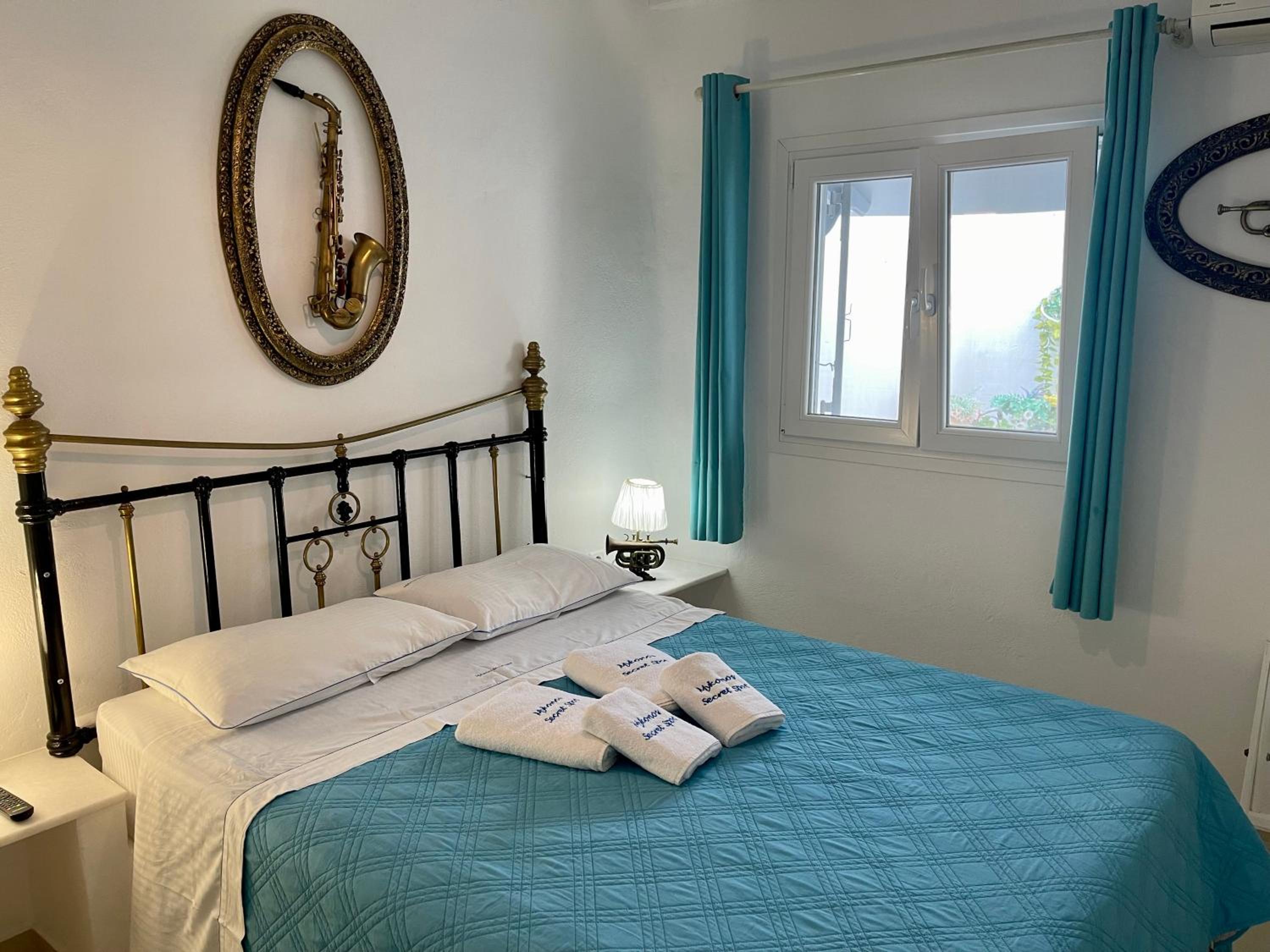 One-Bedroom Apartment with Garden View and Outdoor Hot Tub photo 1
